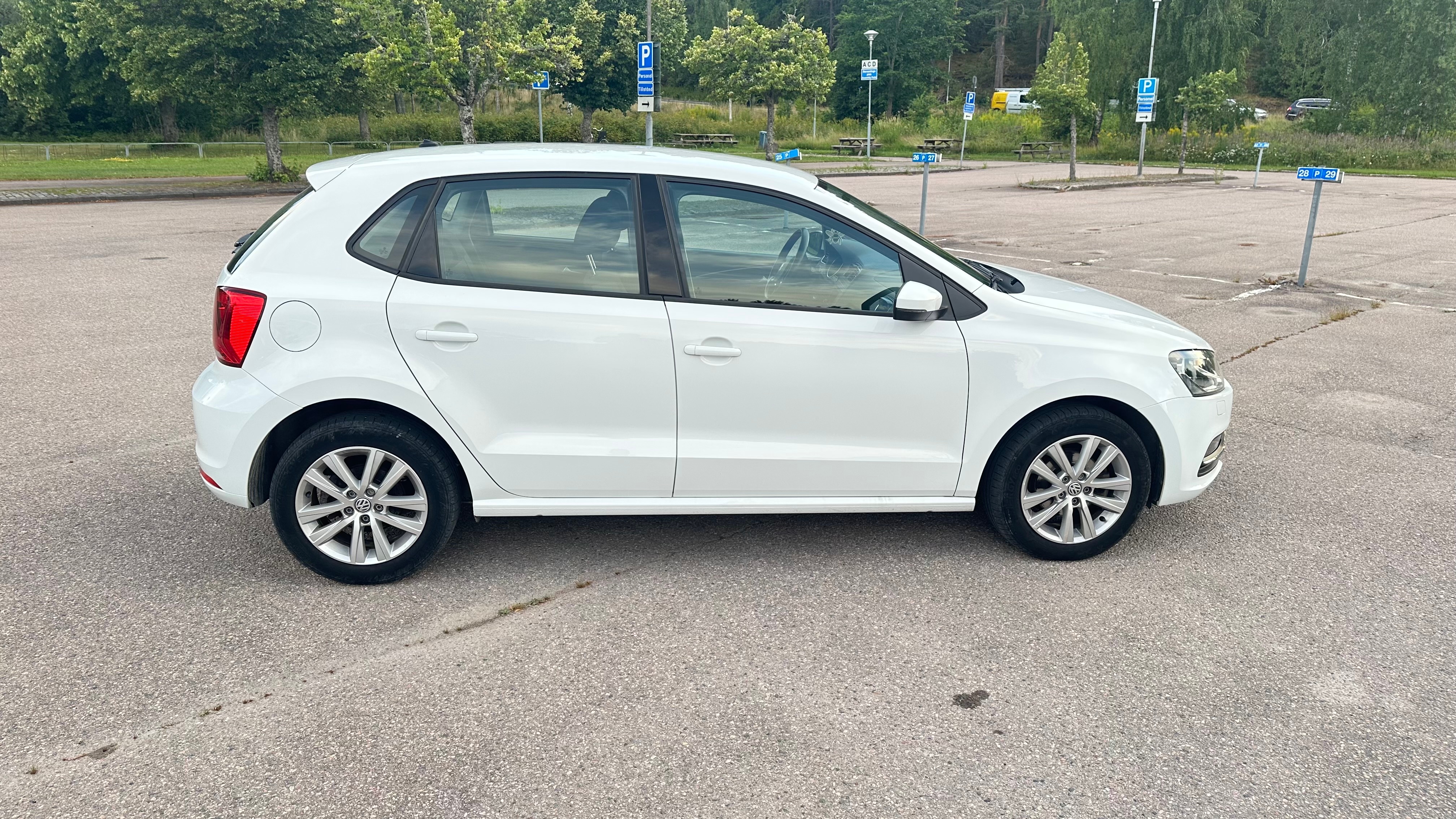 Volkswagen Polo 2016, bild 4/10