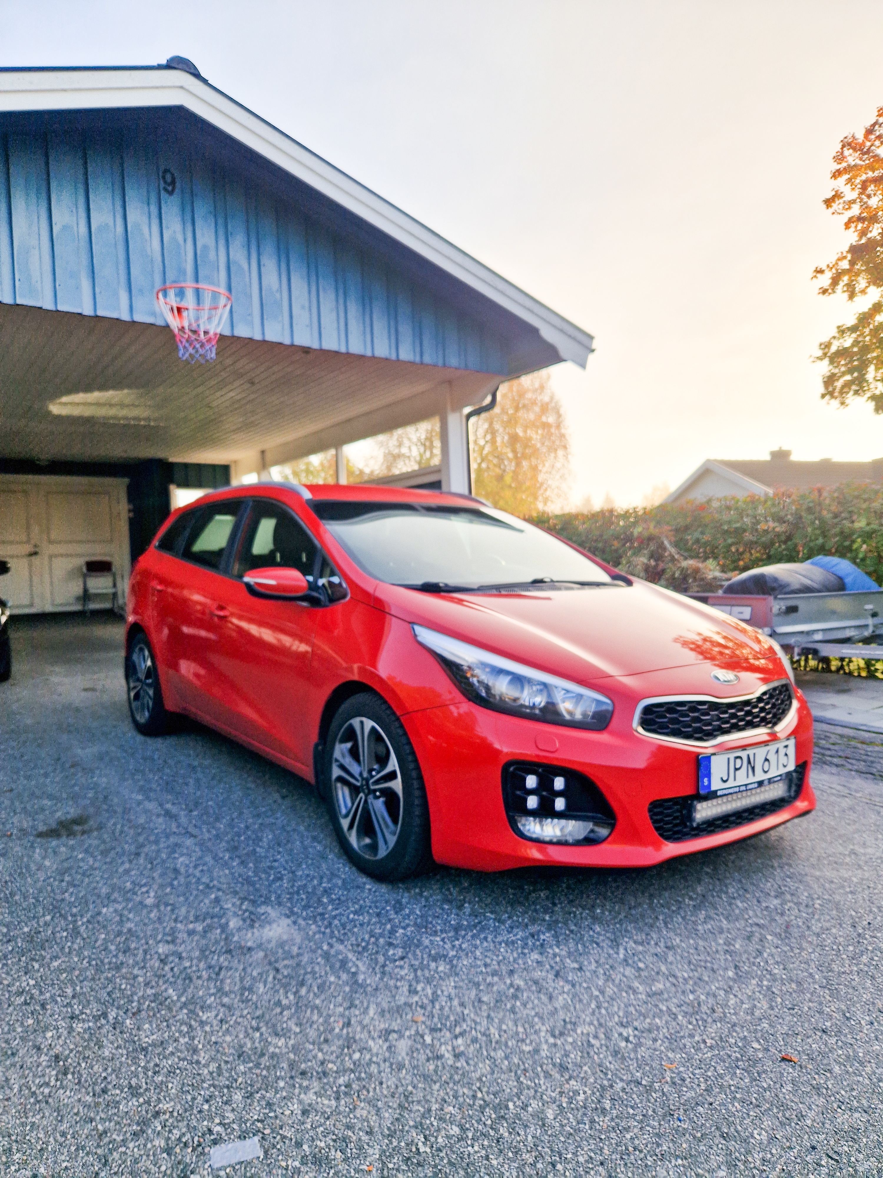 Kia Ceed _sw 1.6 CRDi DCT 2016, bild 2/9