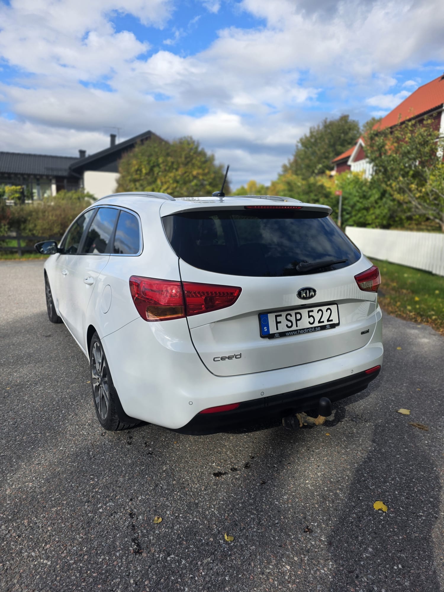 Kia Ceed _sw 1.6 CRDi Manuell 2015, bild 6/6
