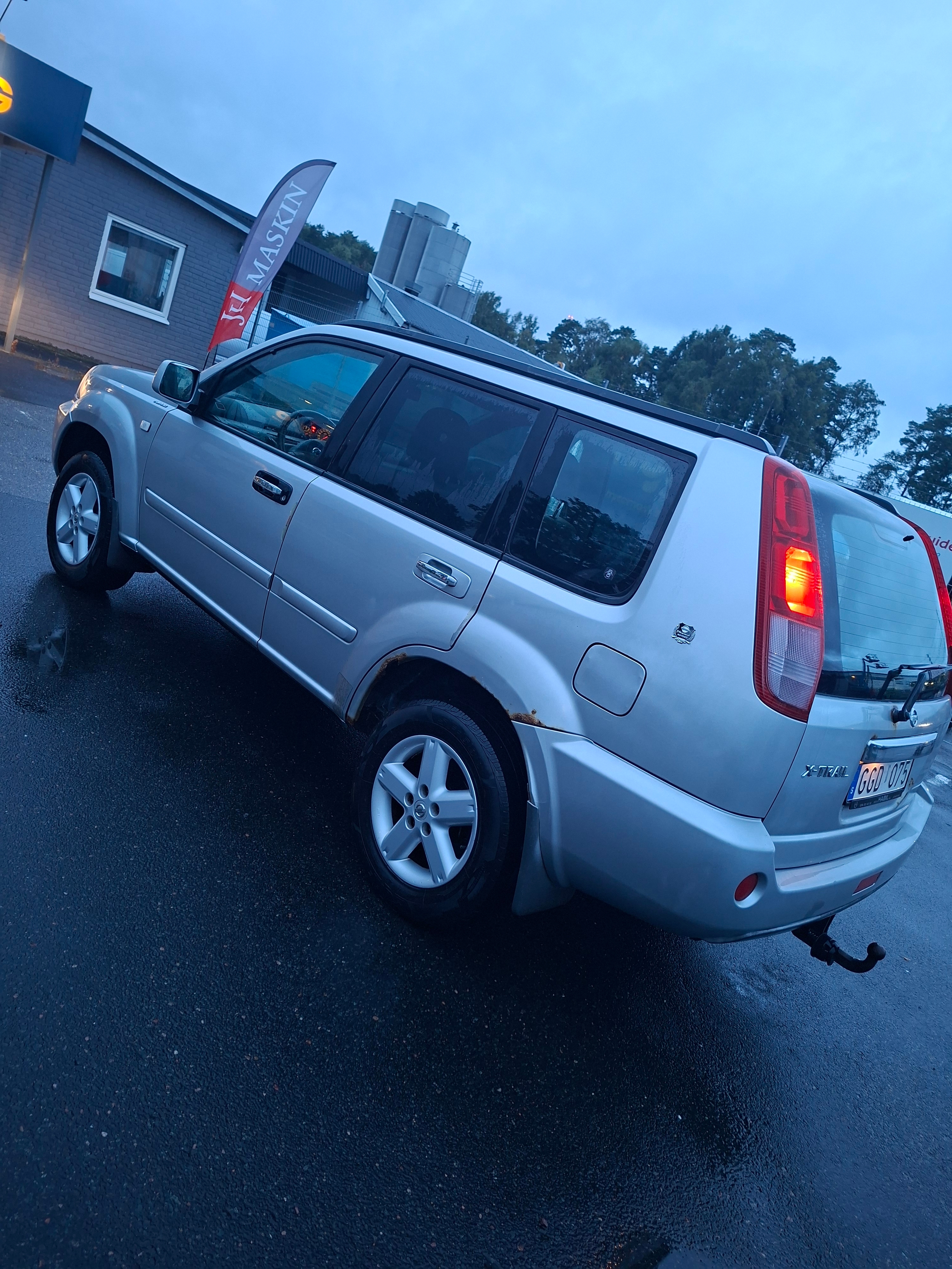 Nissan X-Trail 2.0 4x4 Manuell 2006, bild 2/4