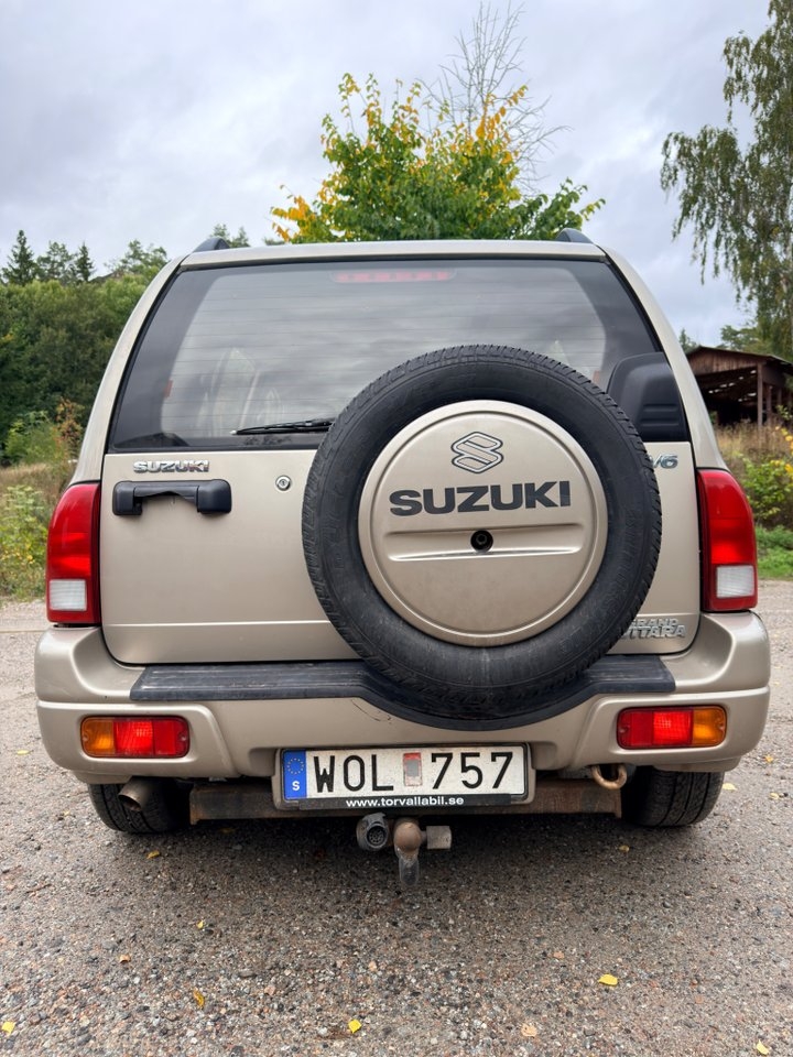 Suzuki Grand Vitara 2005, kuva 3/10