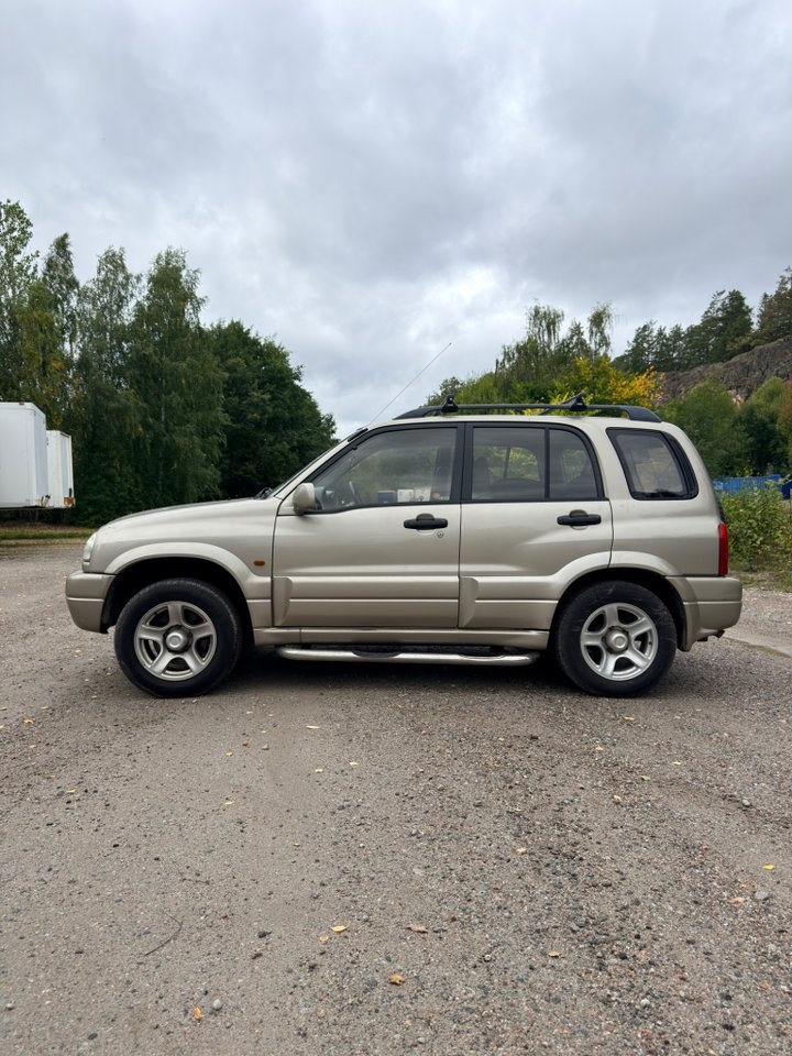 Suzuki Grand Vitara 2005, kuva 6/10