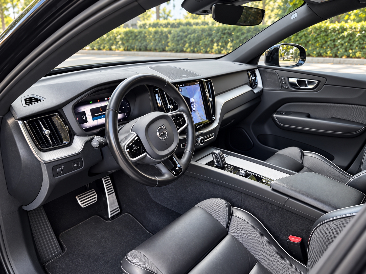 Volvo XC60 B6 AWD 300HK 2022, photo 5/5