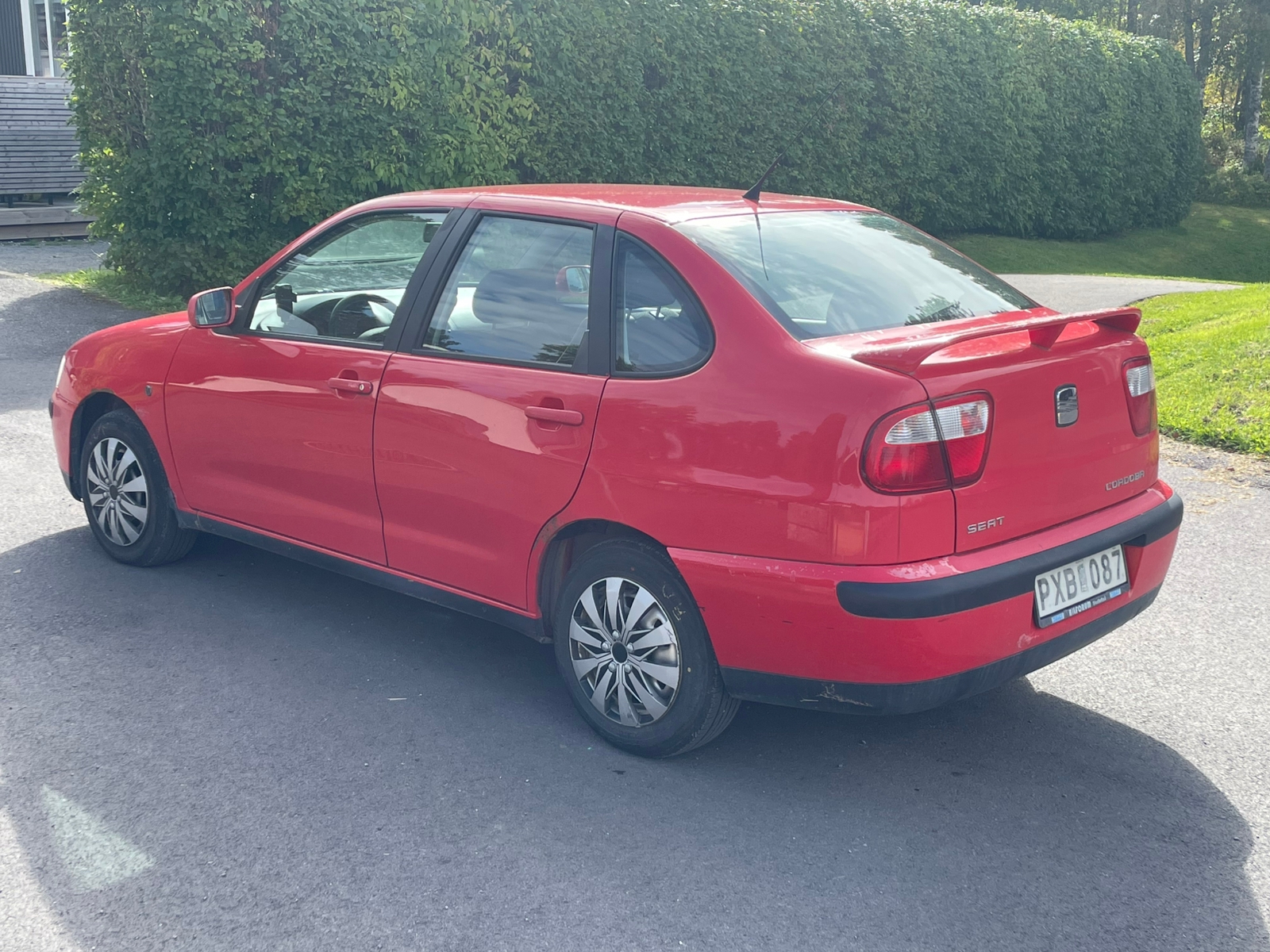 Seat Cordoba 1.6 Manuell 1999, bild 2/6
