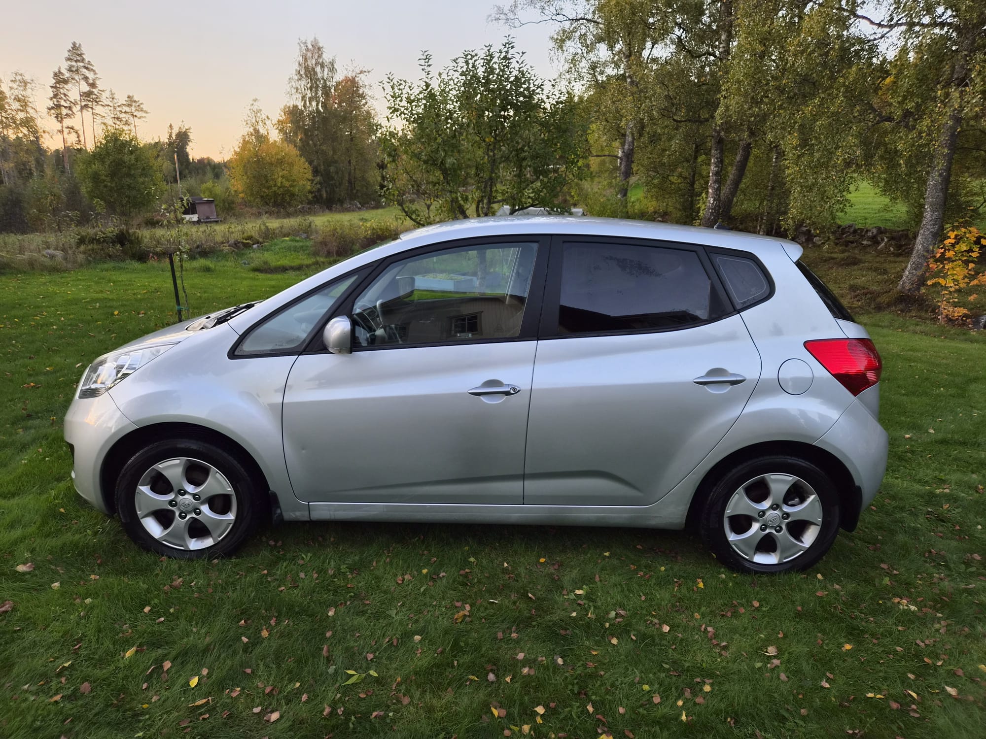 Kia Venga 1.4 CVVT Manuell 2010, kuva 6/10