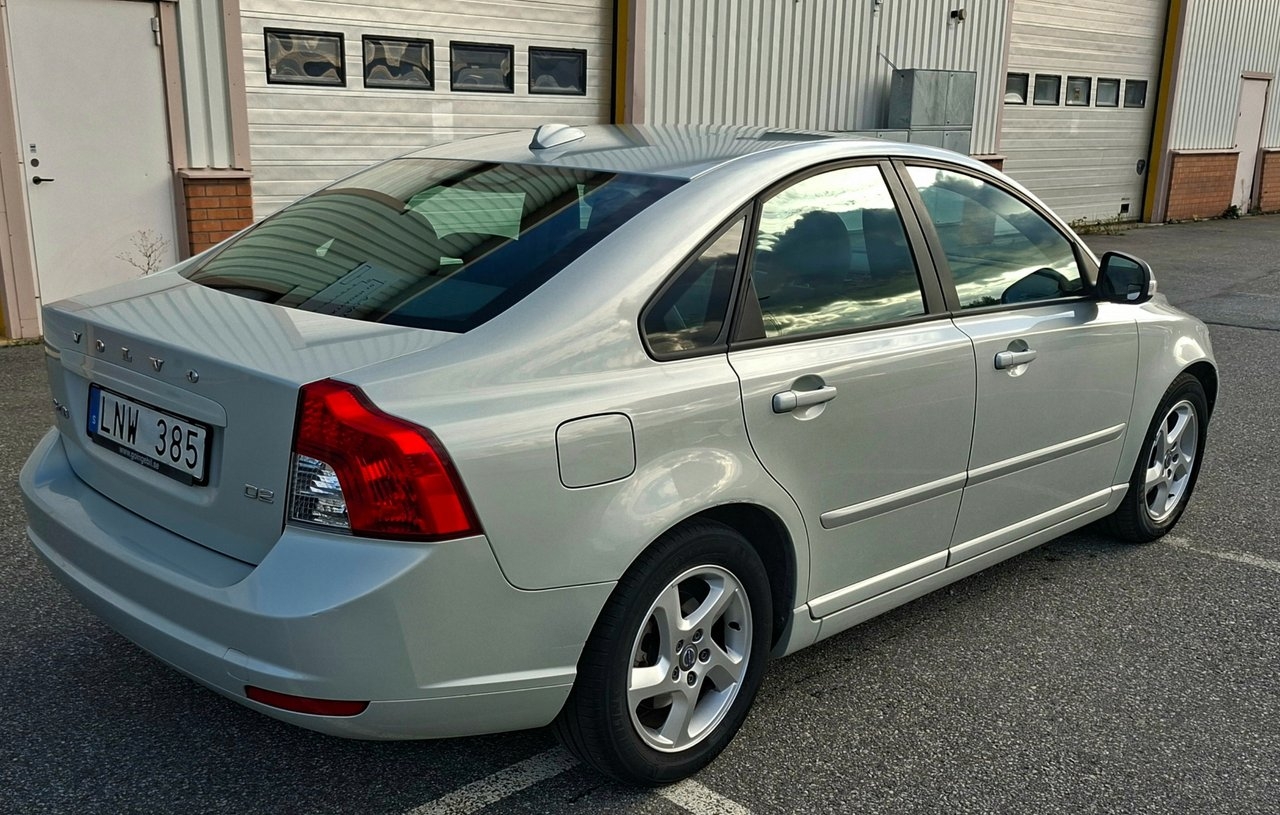 Volvo S40 2011, bild 2/10