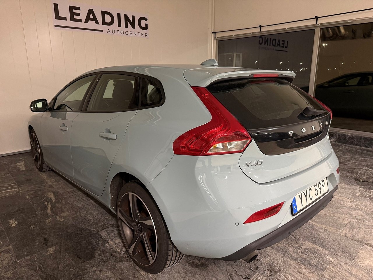 Volvo V40 2018, bild 2/10