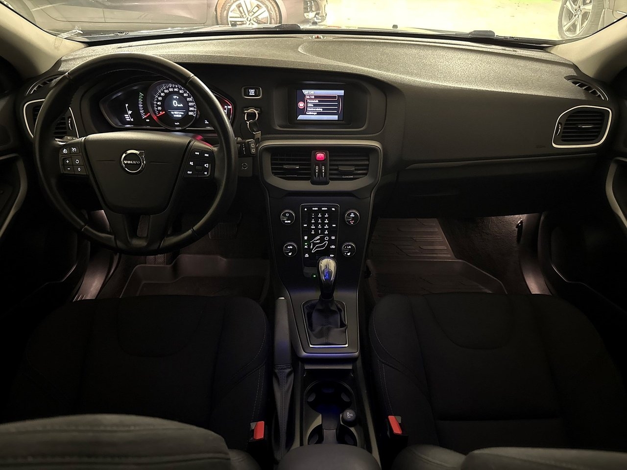 Volvo V40 2018, bild 6/10