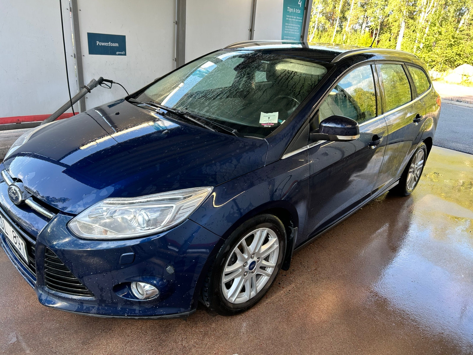 Ford Focus Kombi 1.6 TDCi Manuell 2012, photo 3/6