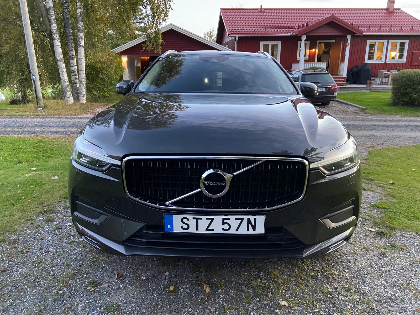 Volvo XC60 B4 AWD Geartronic 2021, photo 6/10