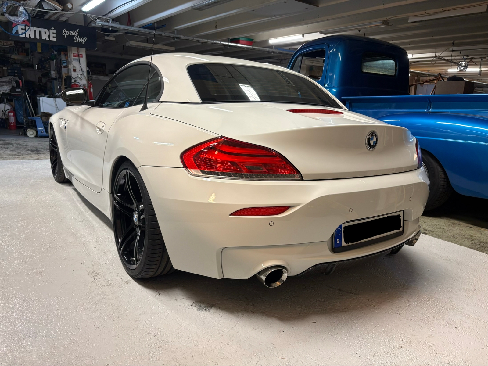 BMW Z4 sDrive35is DCT Svensksåld 2011, bild 4/10
