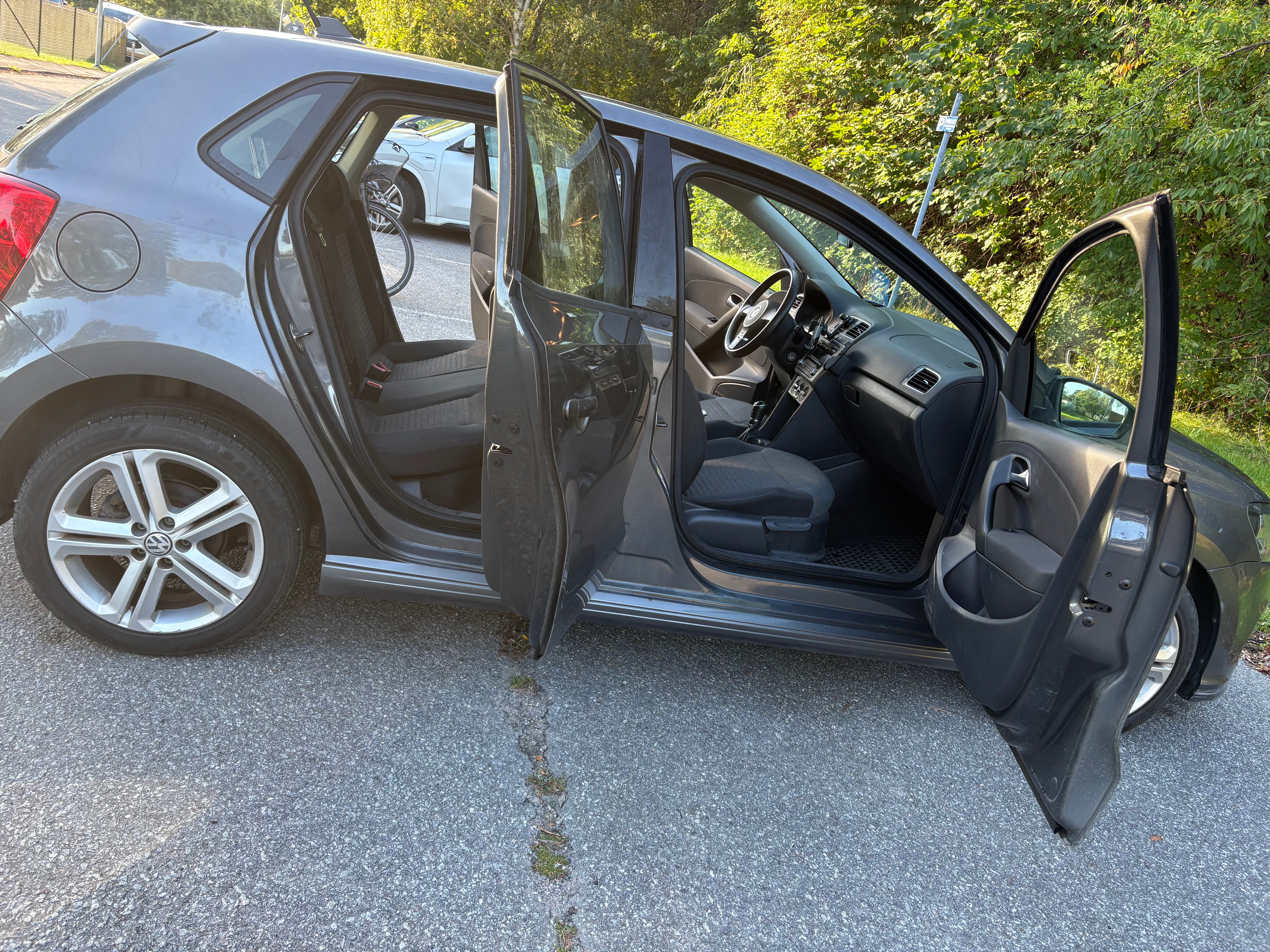 Volkswagen Polo 5-dörrar 1.2 TSI Manuell 2013, bild 3/5
