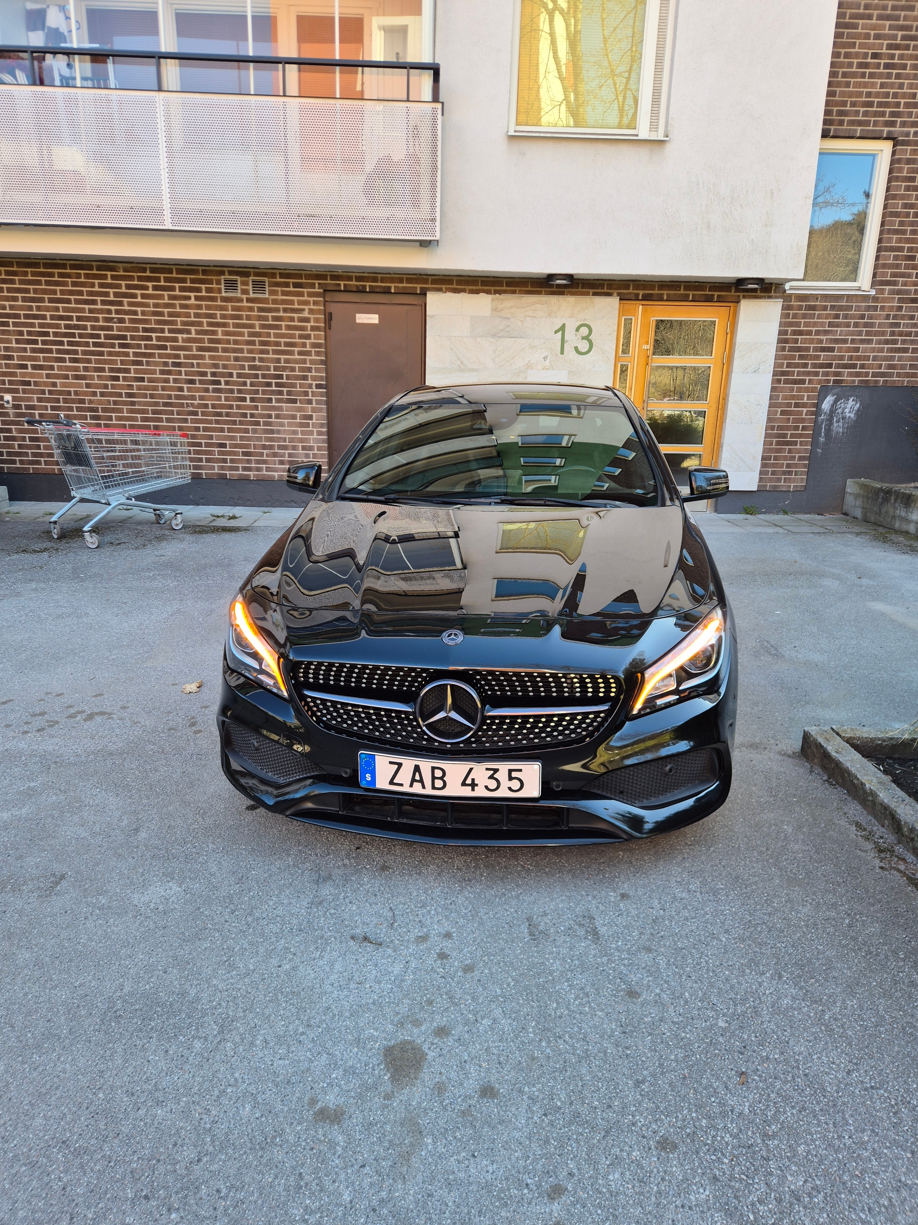 Mercedes-Benz CLA