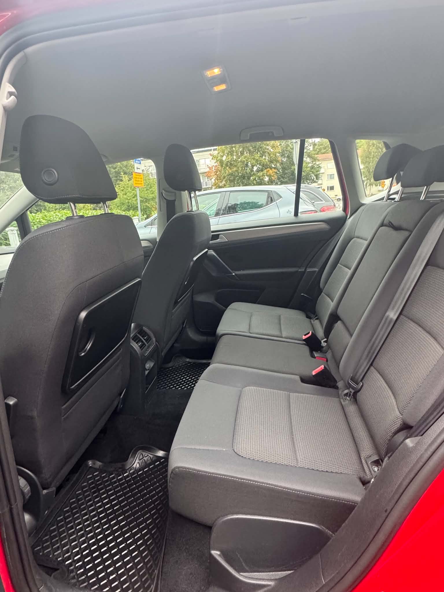 Volkswagen Golf Sportsvan 2016, bild 2/10