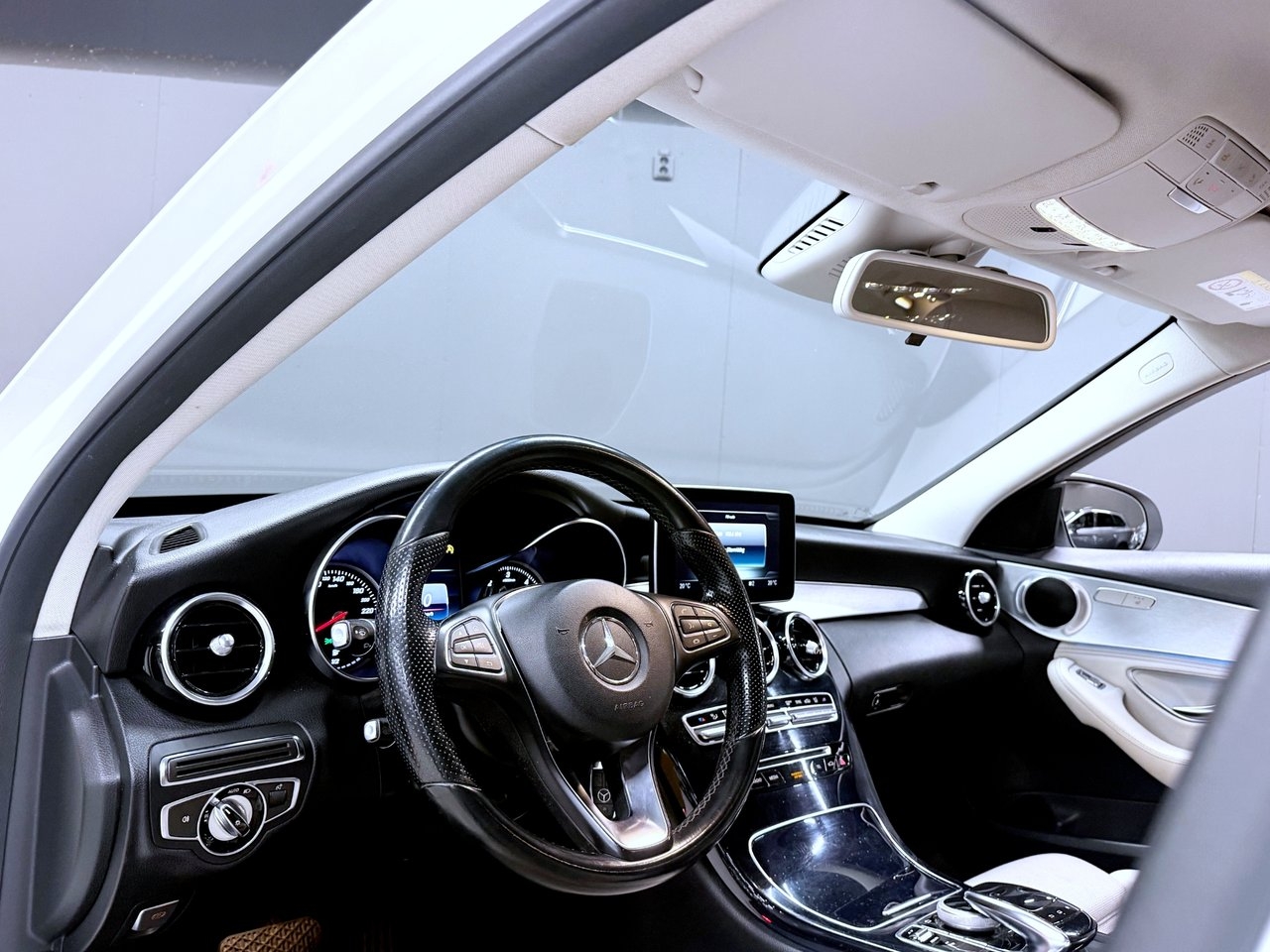 Mercedes-Benz C 2015, bild 6/10