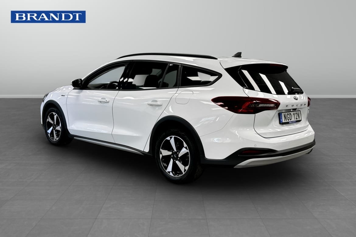 Ford Focus 2023, bild 2/9