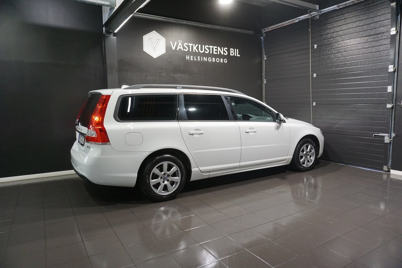 Volvo V70 2016, kuva 7/10