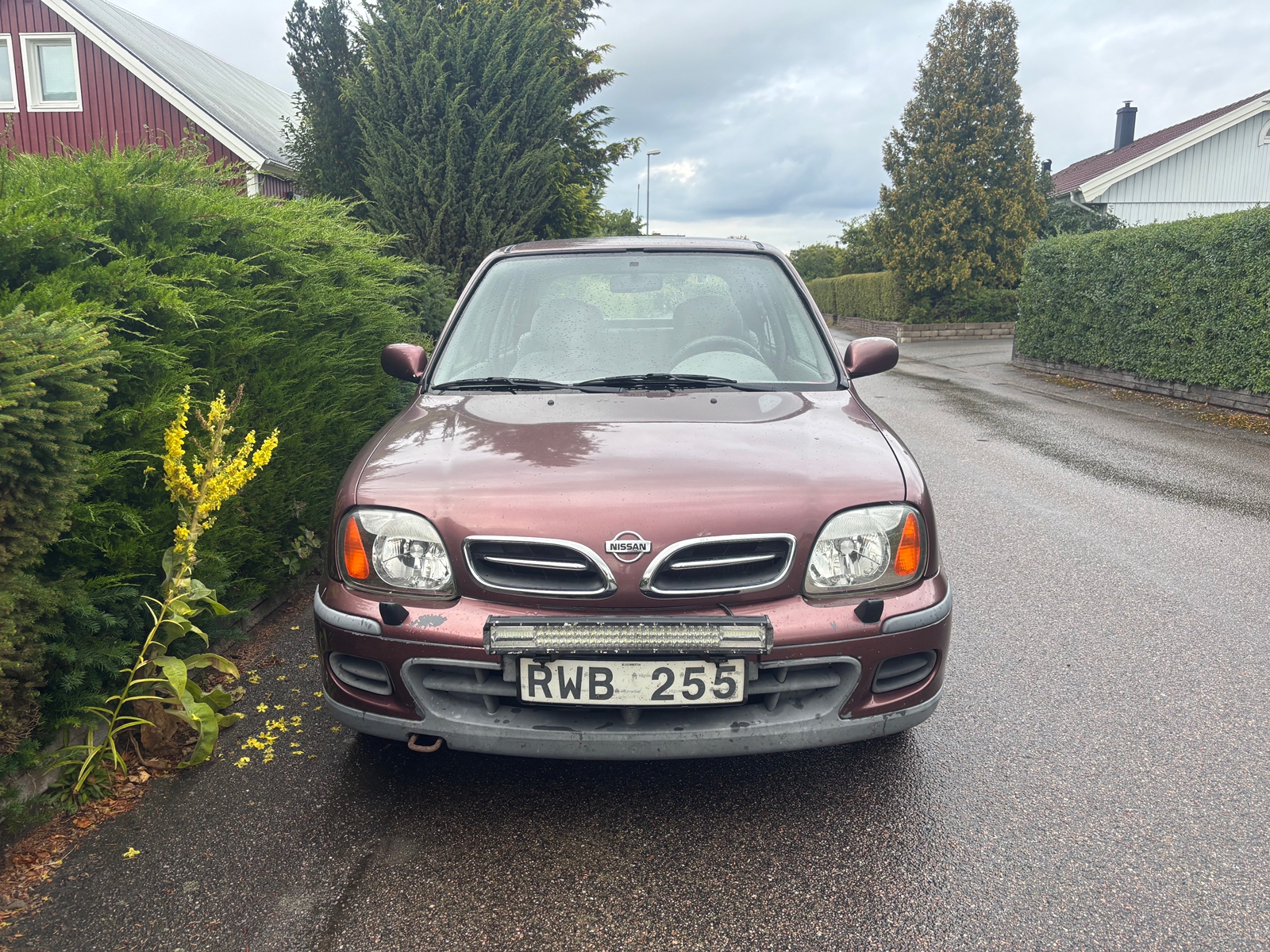 Nissan Micra 3-dörrar 1.4 Manuell 2000, bild 2/4