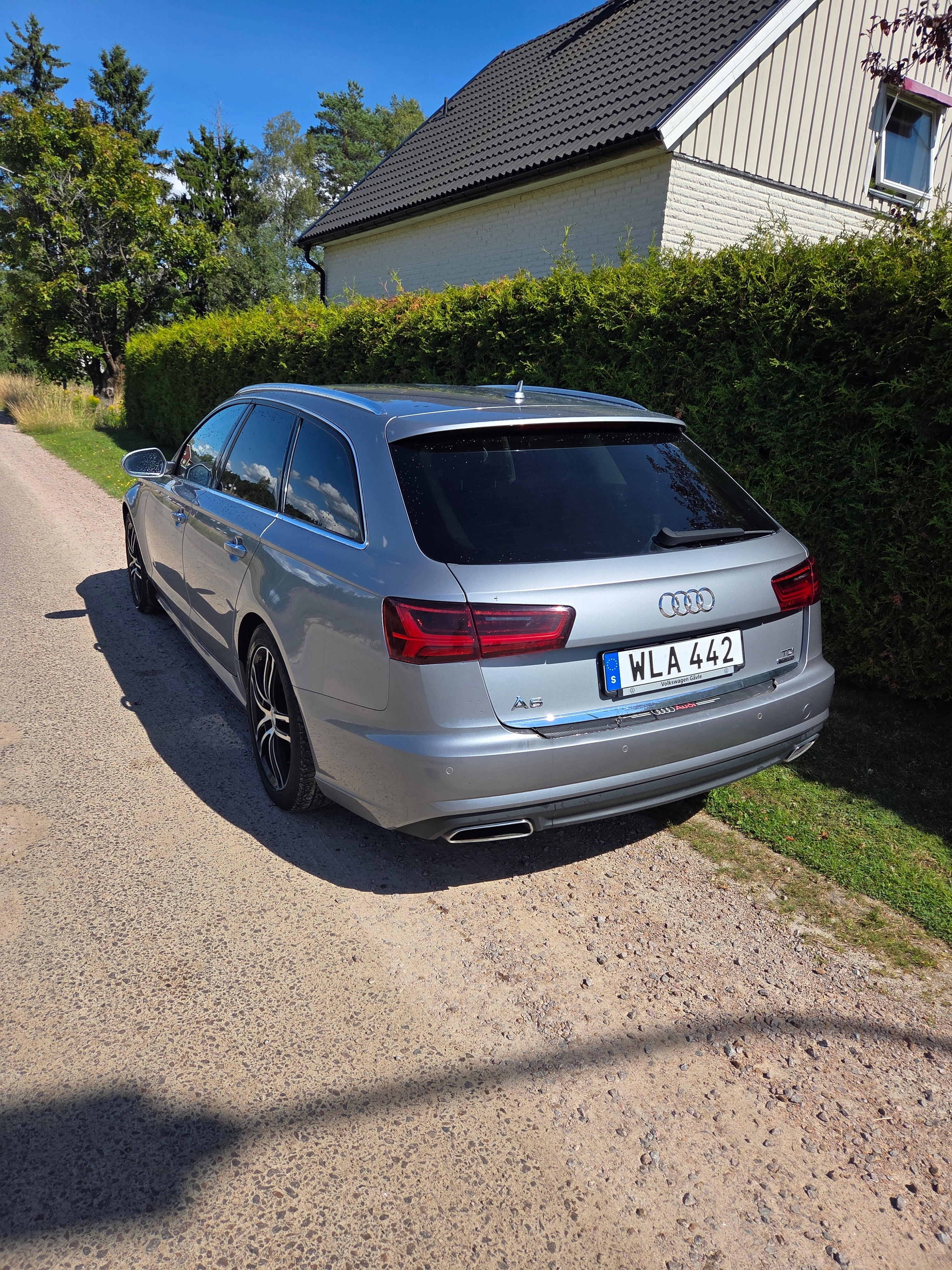 Audi A6 2016, bild 2/2