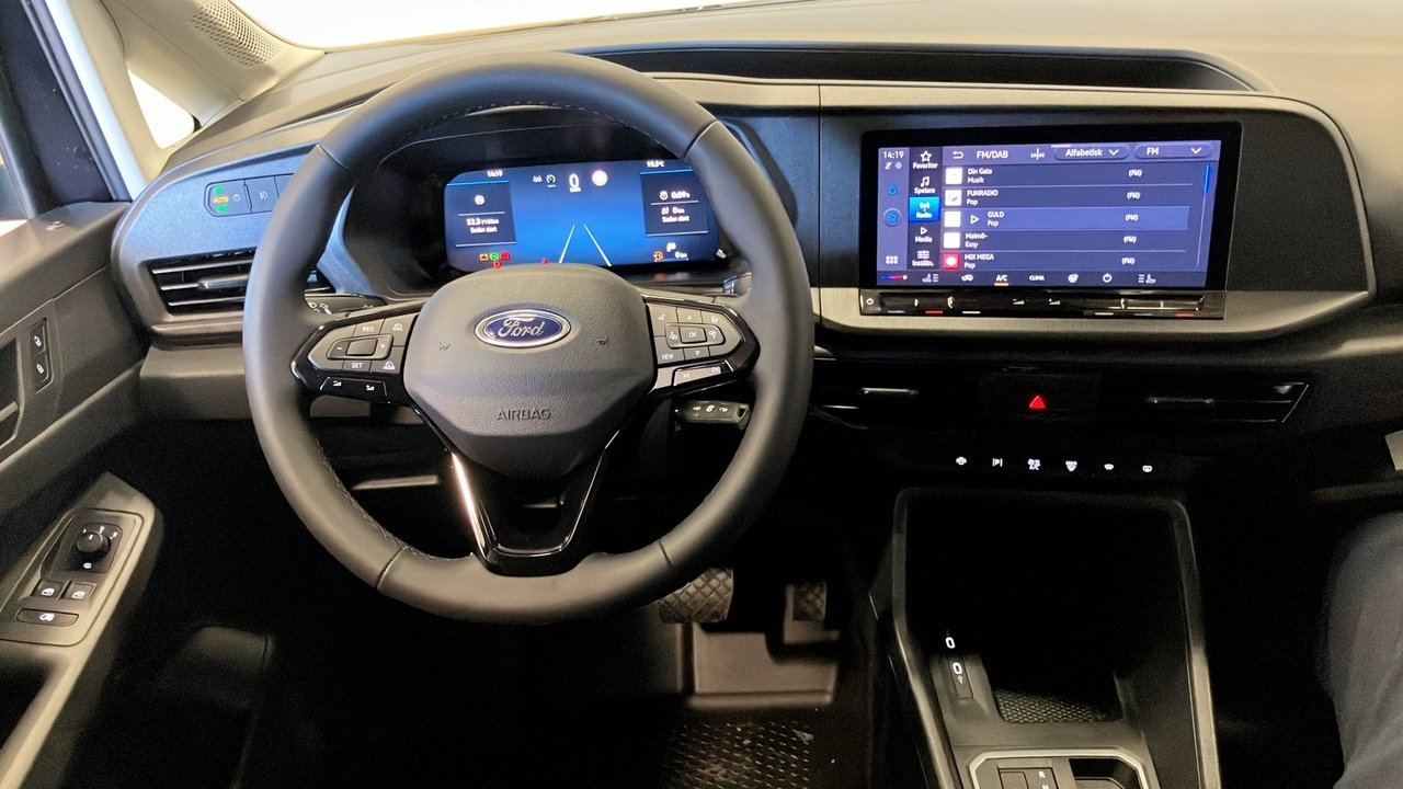 Ford Transit Connect Trend L1 2025, photo 4/10