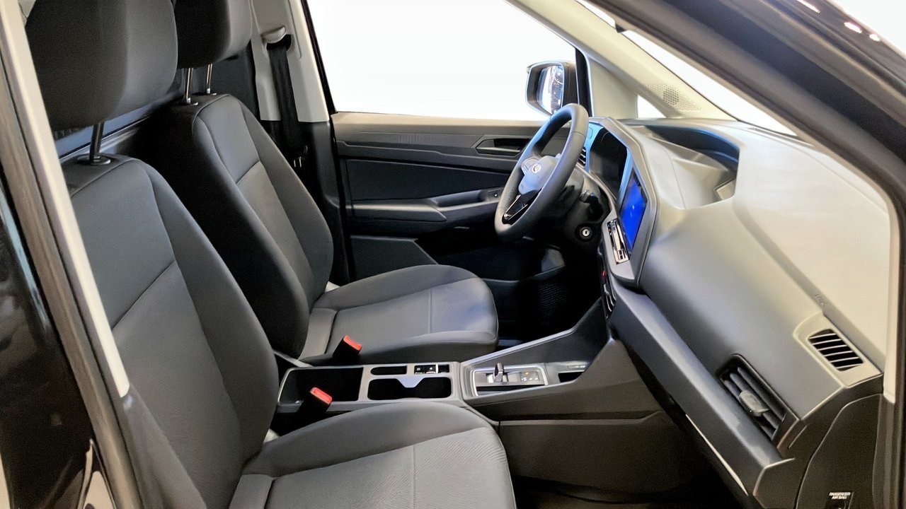Ford Transit Connect Trend L1 2025, photo 3/10