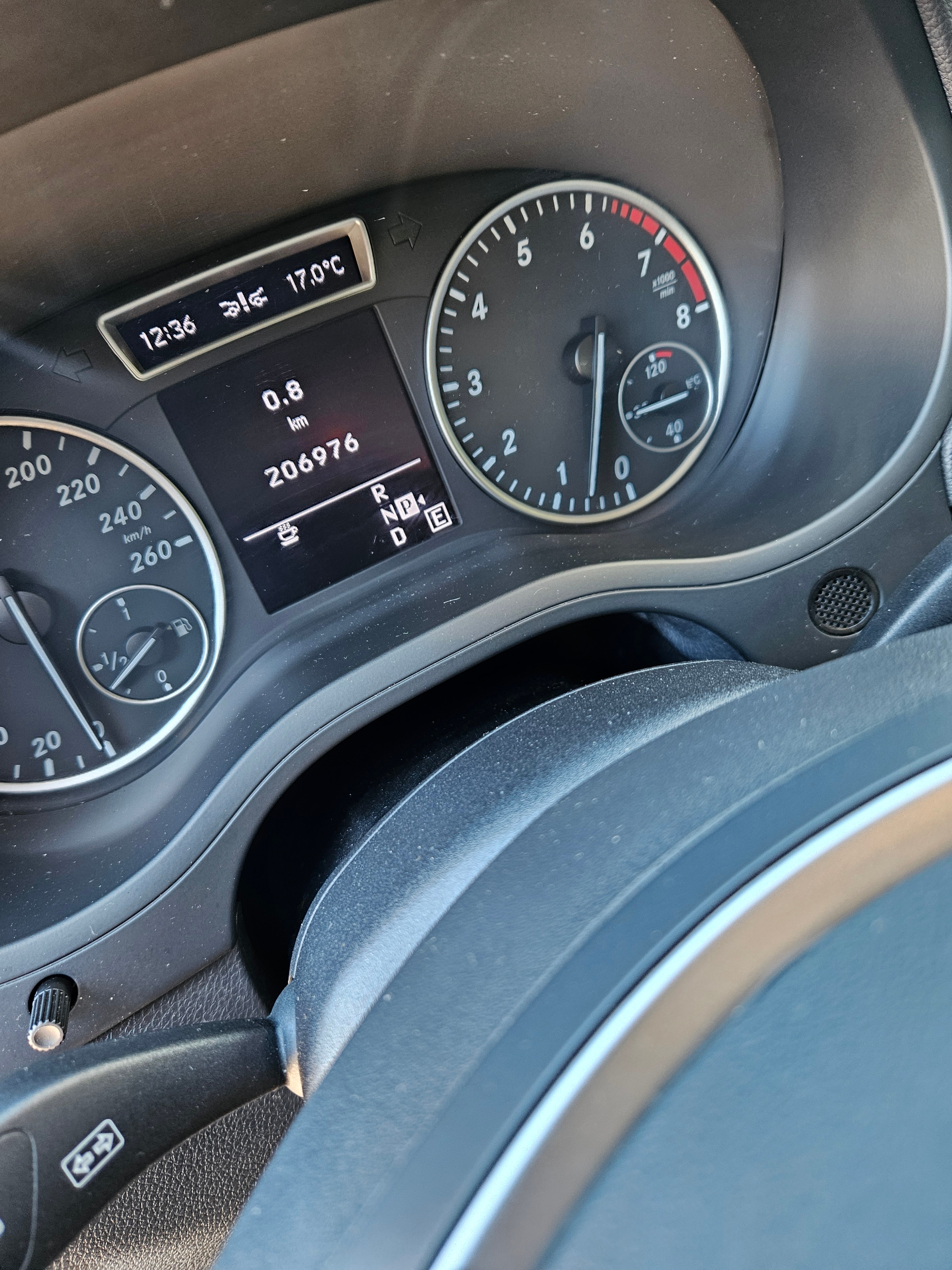 Mercedes-Benz B 2012, photo 4/10