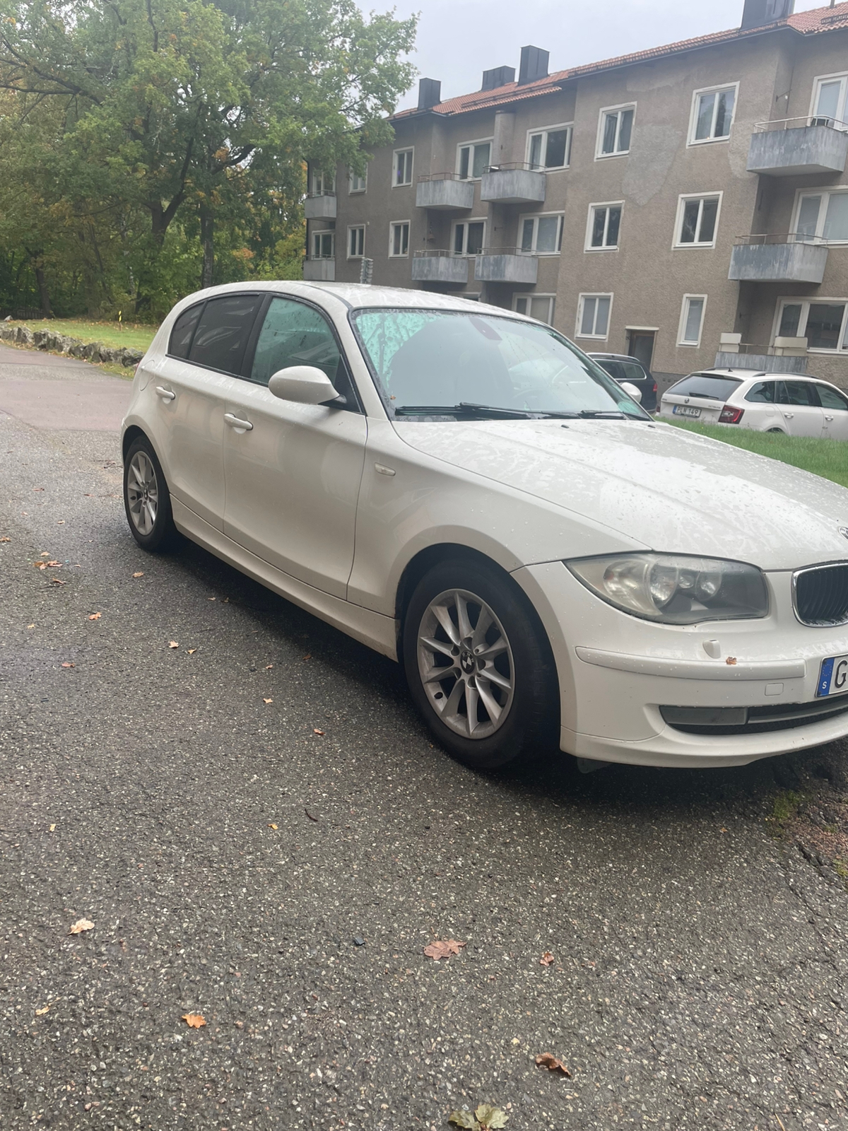 BMW 118 d 5-dörrars Manuell 2008, kuva 3/8