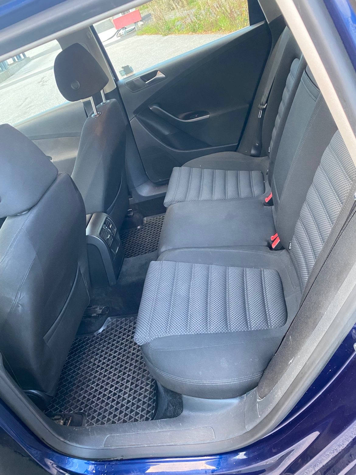 Volkswagen Passat 2009, bild 7/9