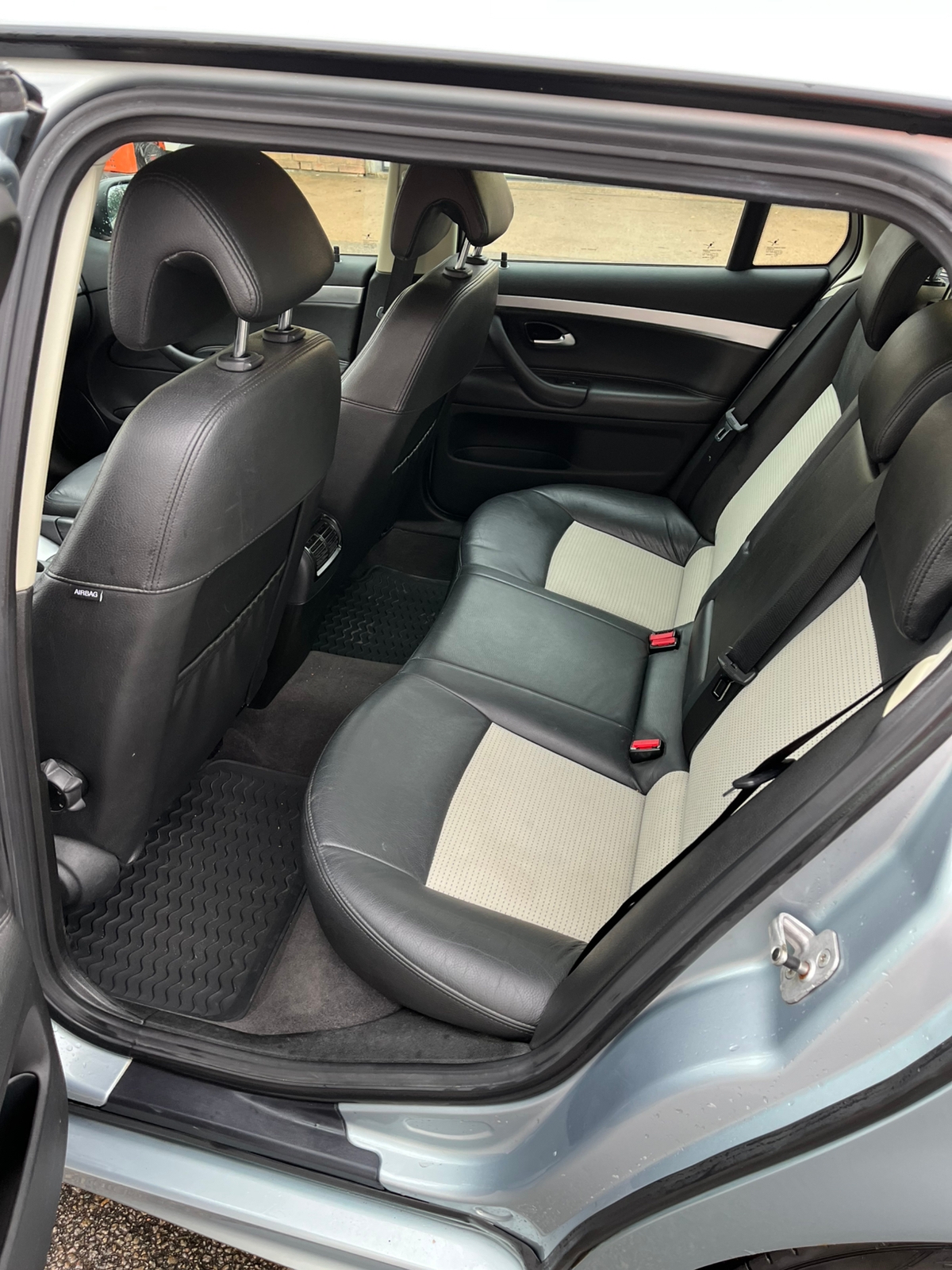 Saab 9-3 2010, bild 6/6