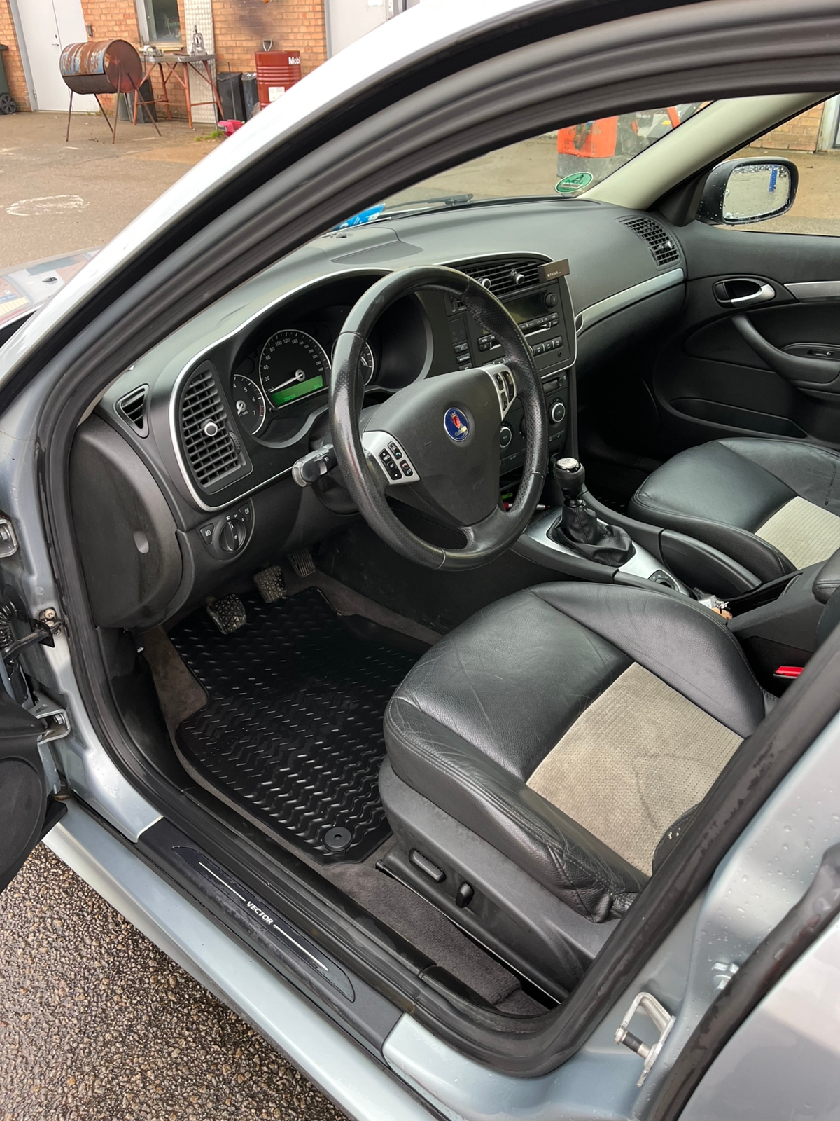 Saab 9-3 2010, bild 4/6