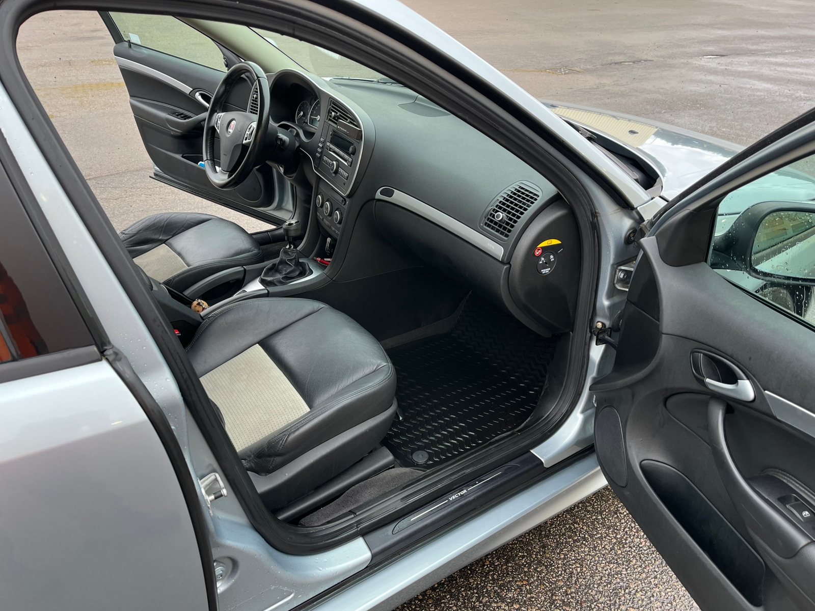 Saab 9-3 2010, bild 5/6