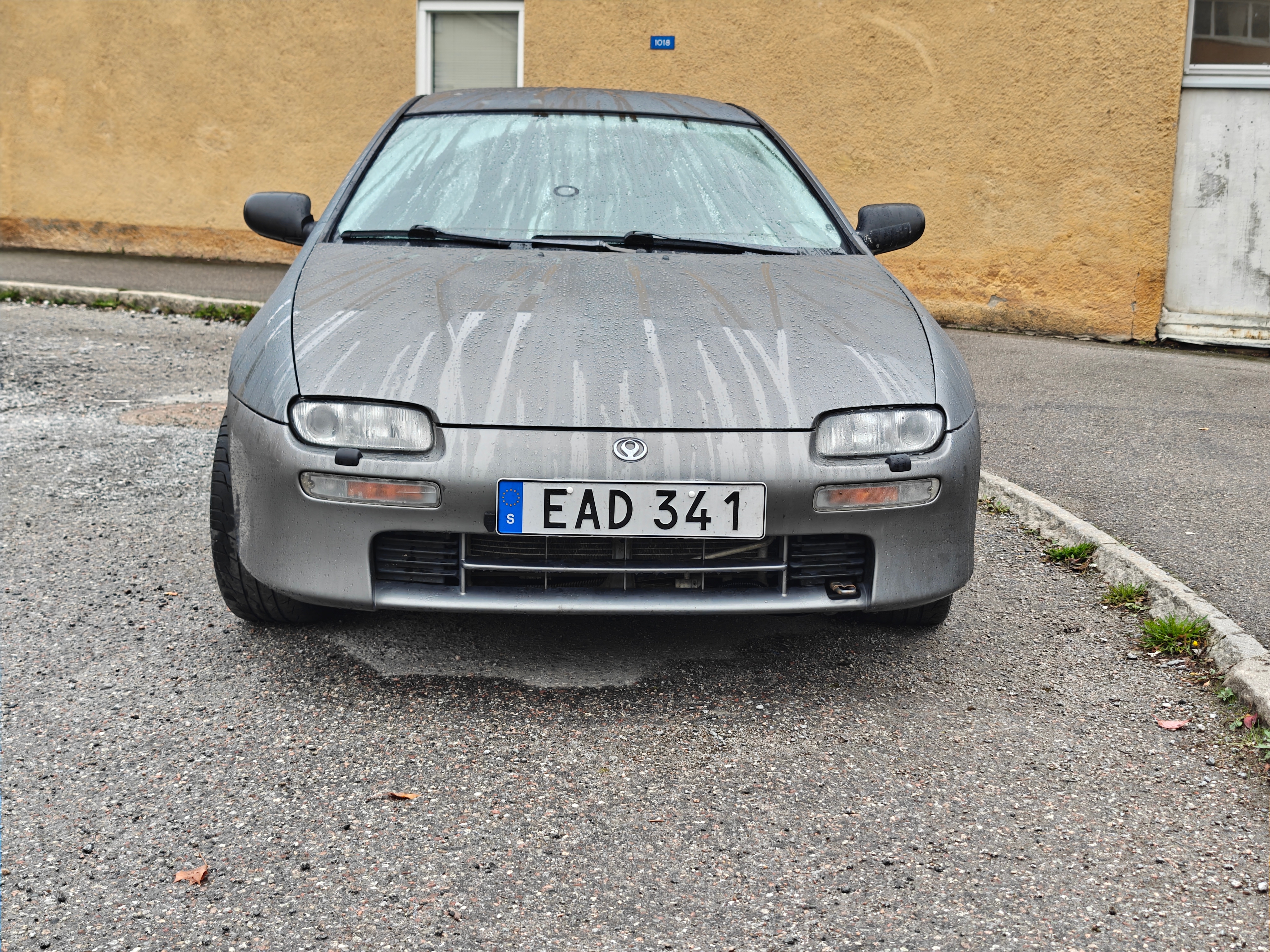 Mazda 323F 1.5 Manuell 1995, bild 5/10