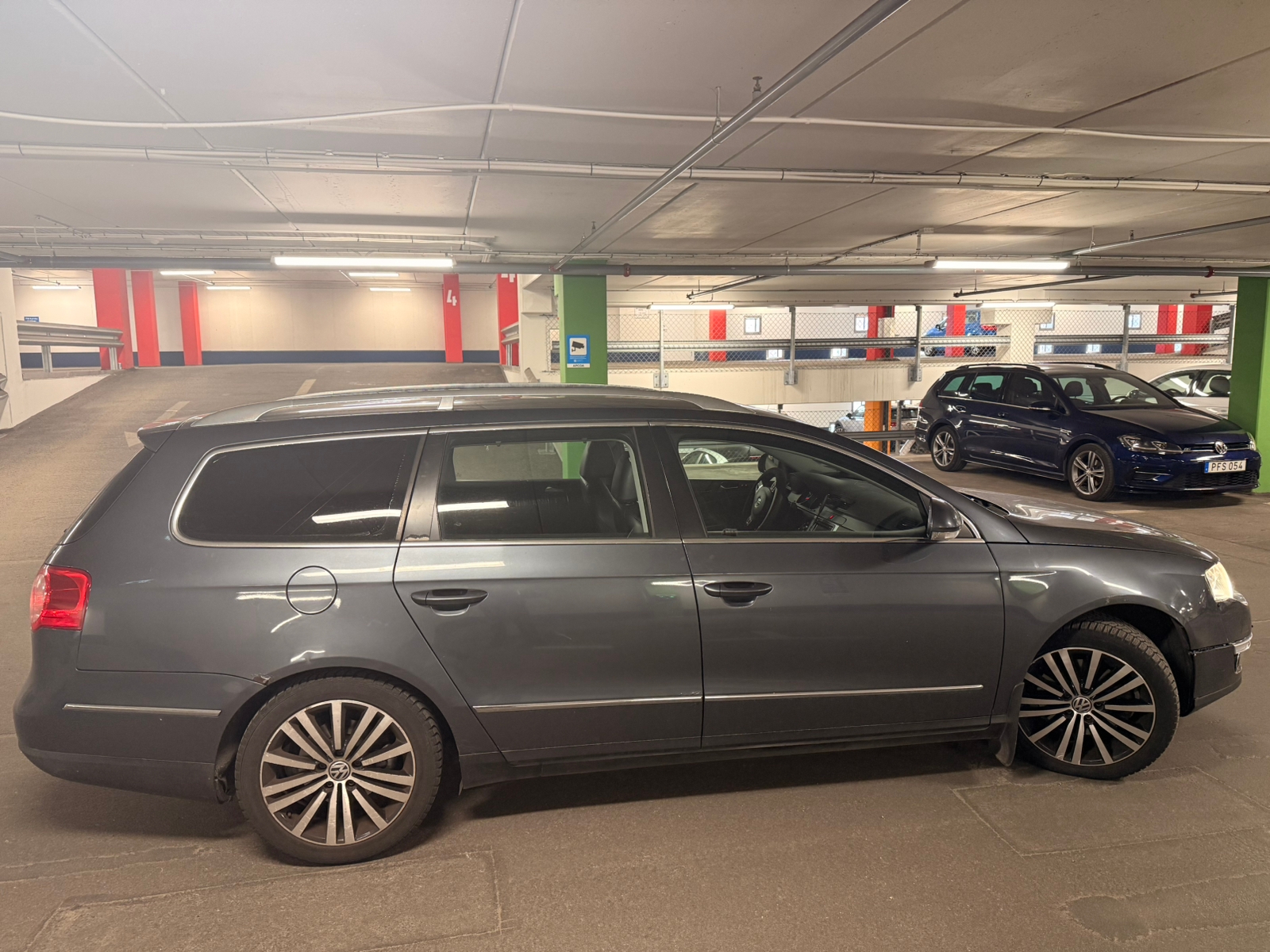 Volkswagen Passat 2010, bild 5/7