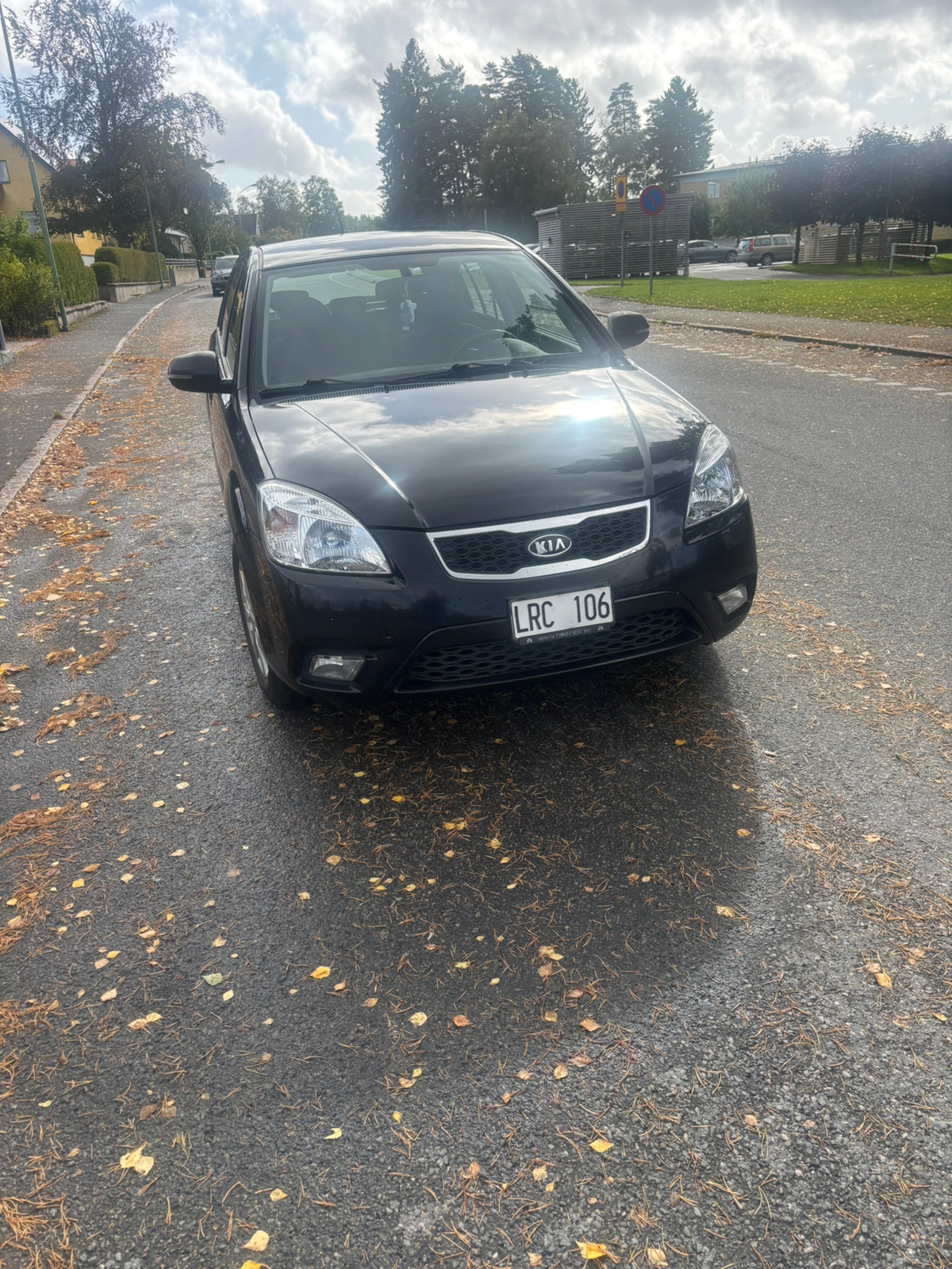 Kia Rio 1.4 Manuell 2011, kuva 2/4