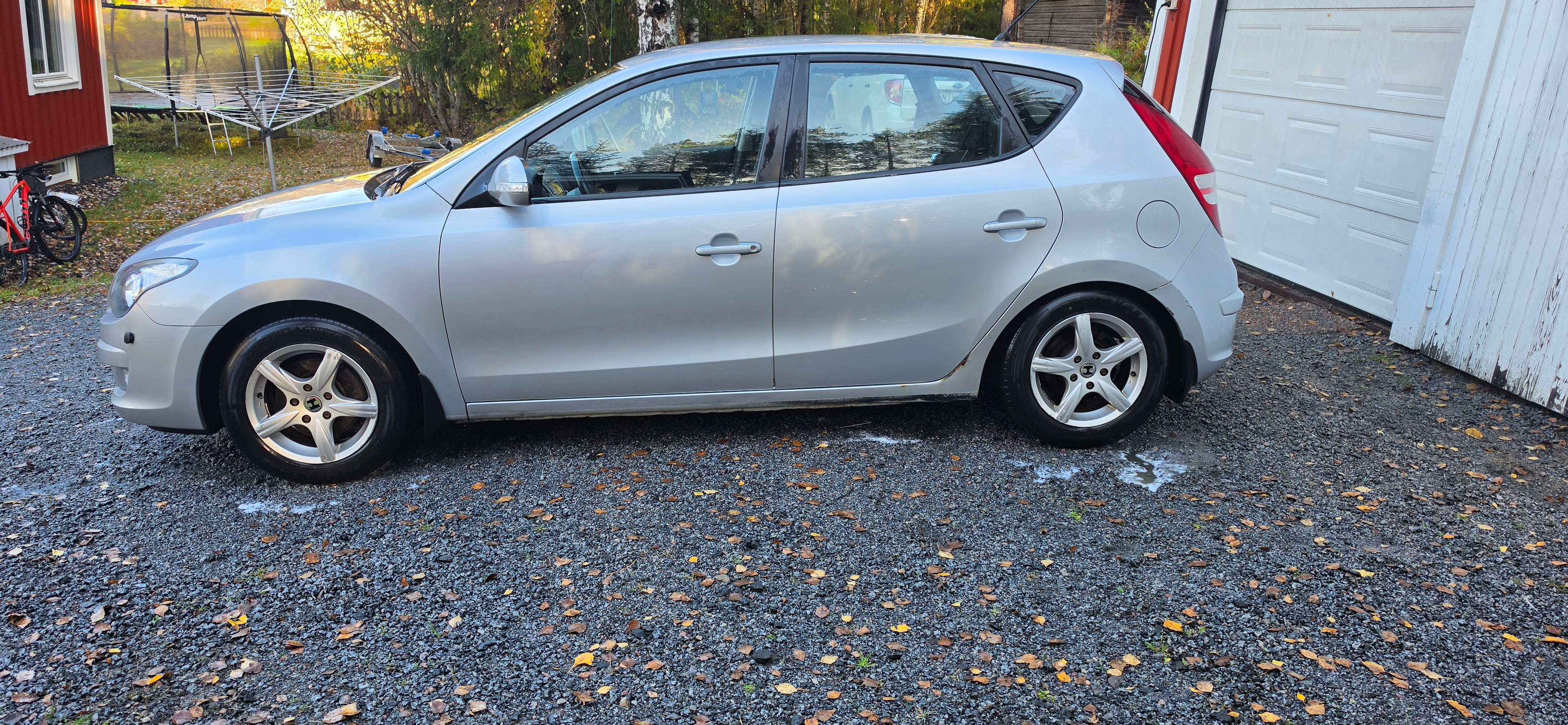 Hyundai i30 1.6 CRDi Manuell 2009, kuva 4/9