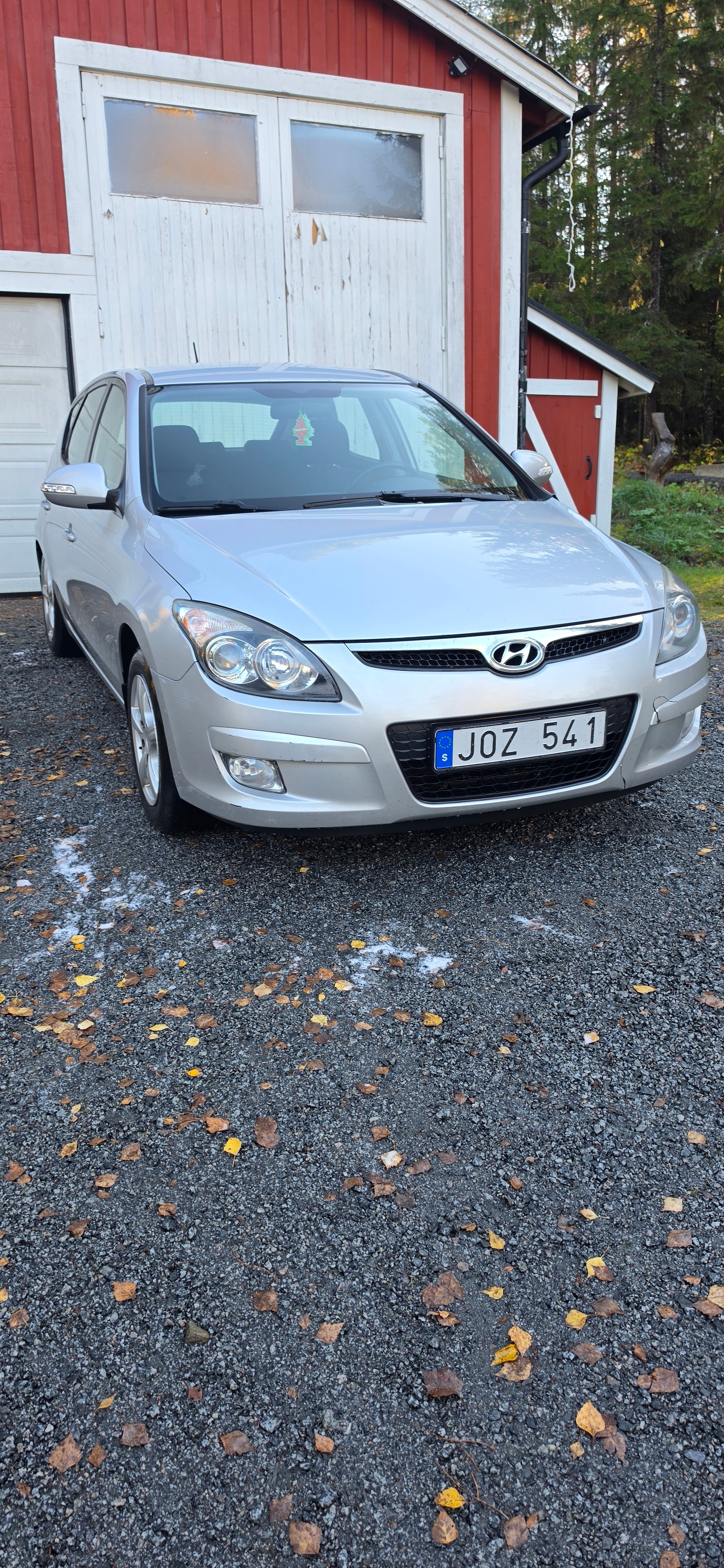 Hyundai i30 1.6 CRDi Manuell 2009, kuva 2/9