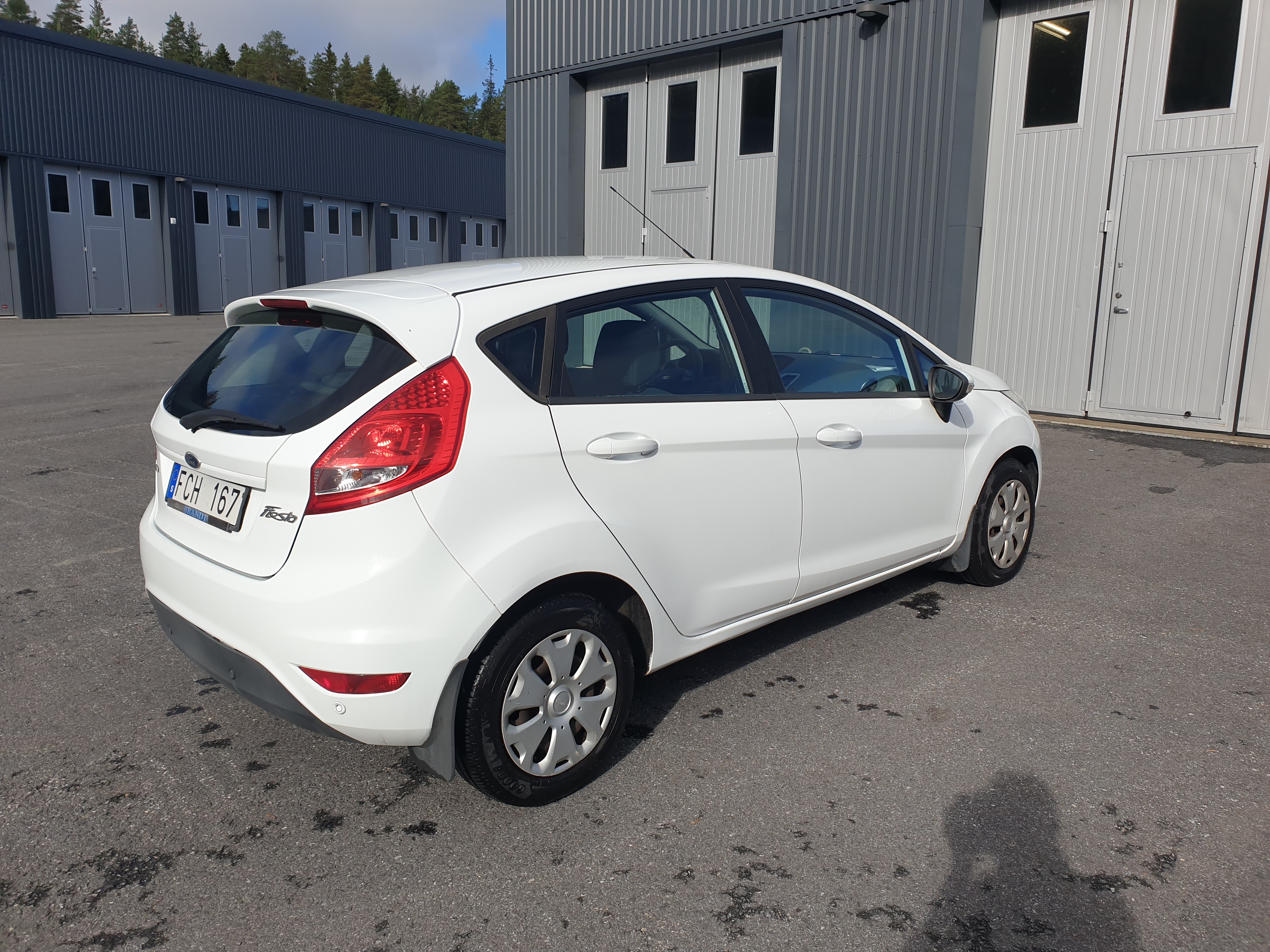 Ford Fiesta 2011, bild 3/10