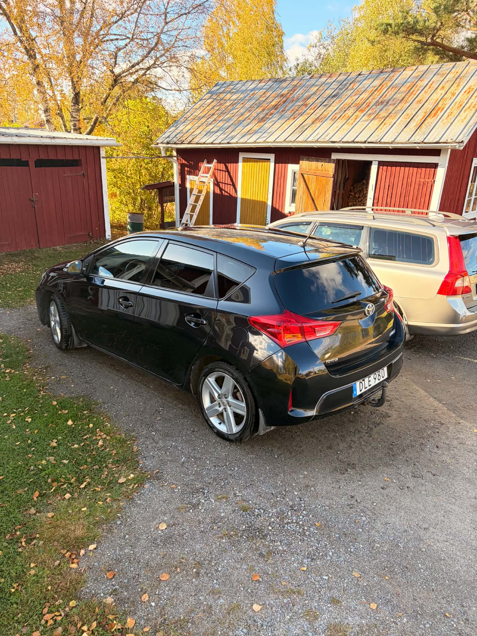 Toyota Auris 1.6 Valvematic Manuell 2014, bild 2/8