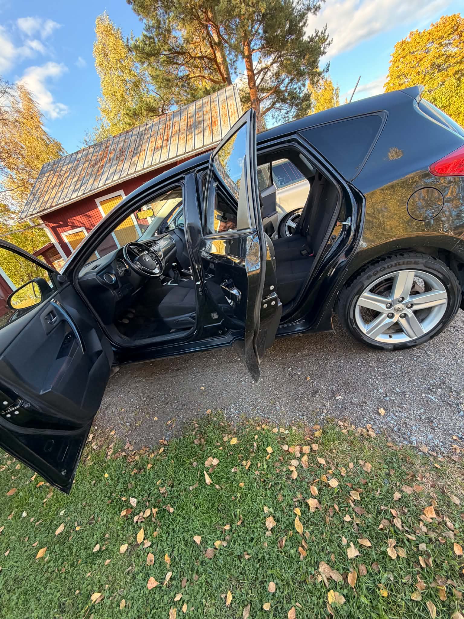 Toyota Auris 1.6 Valvematic Manuell 2014, bild 8/8