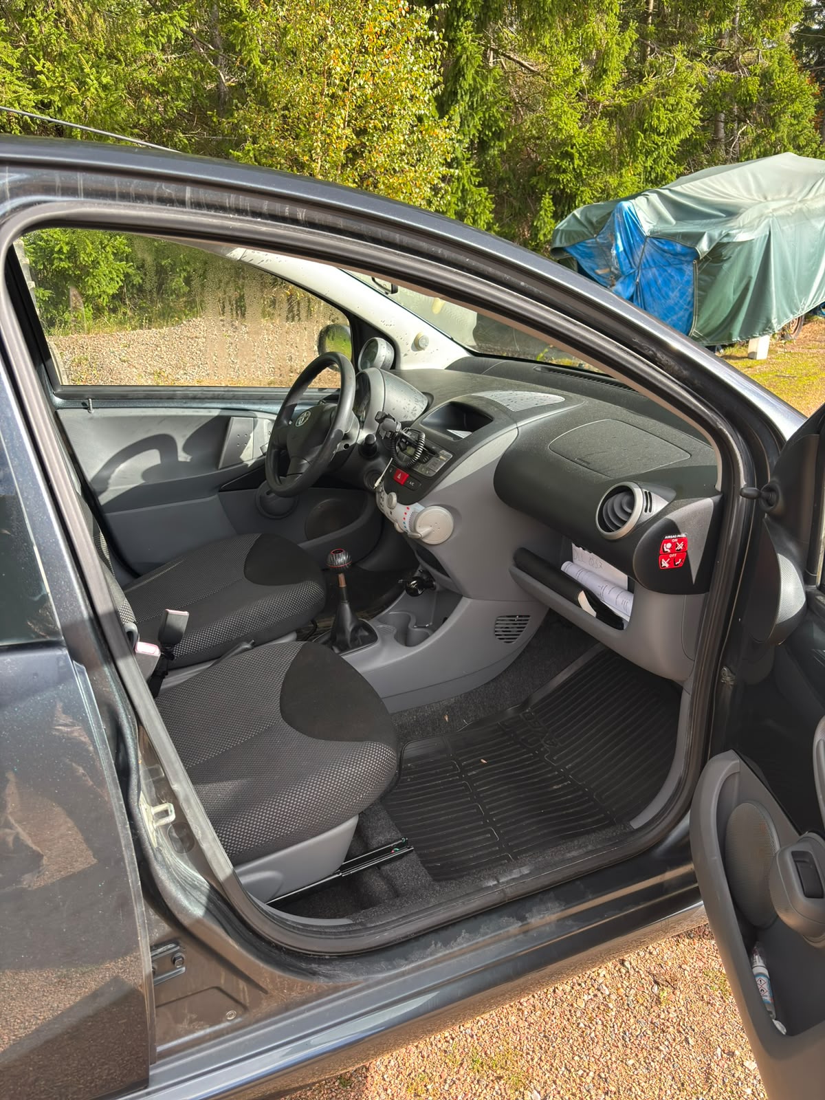Toyota Aygo 5-dörrar 1.0 VVT-i Manuell 2010, bild 7/10