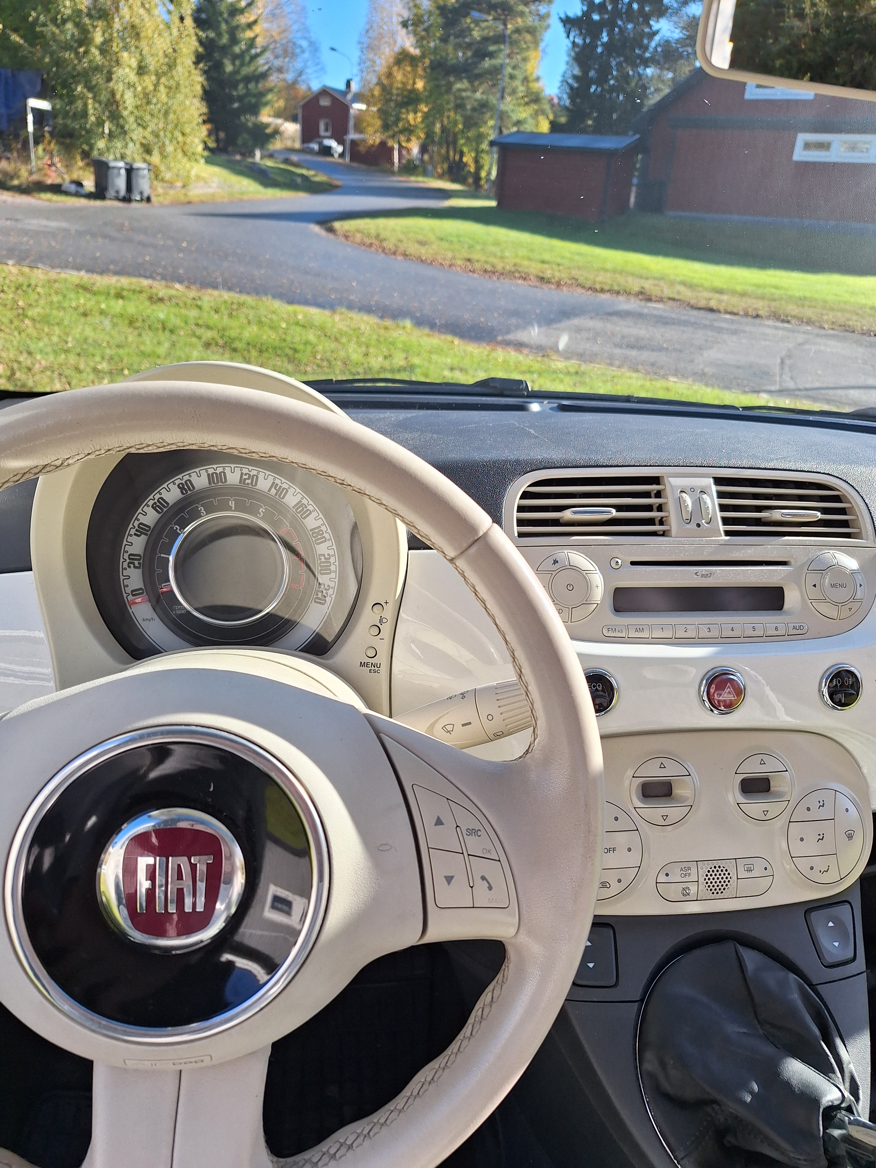 Fiat 500 0.9 8V TwinAir Manuell 2011, photo 2/9