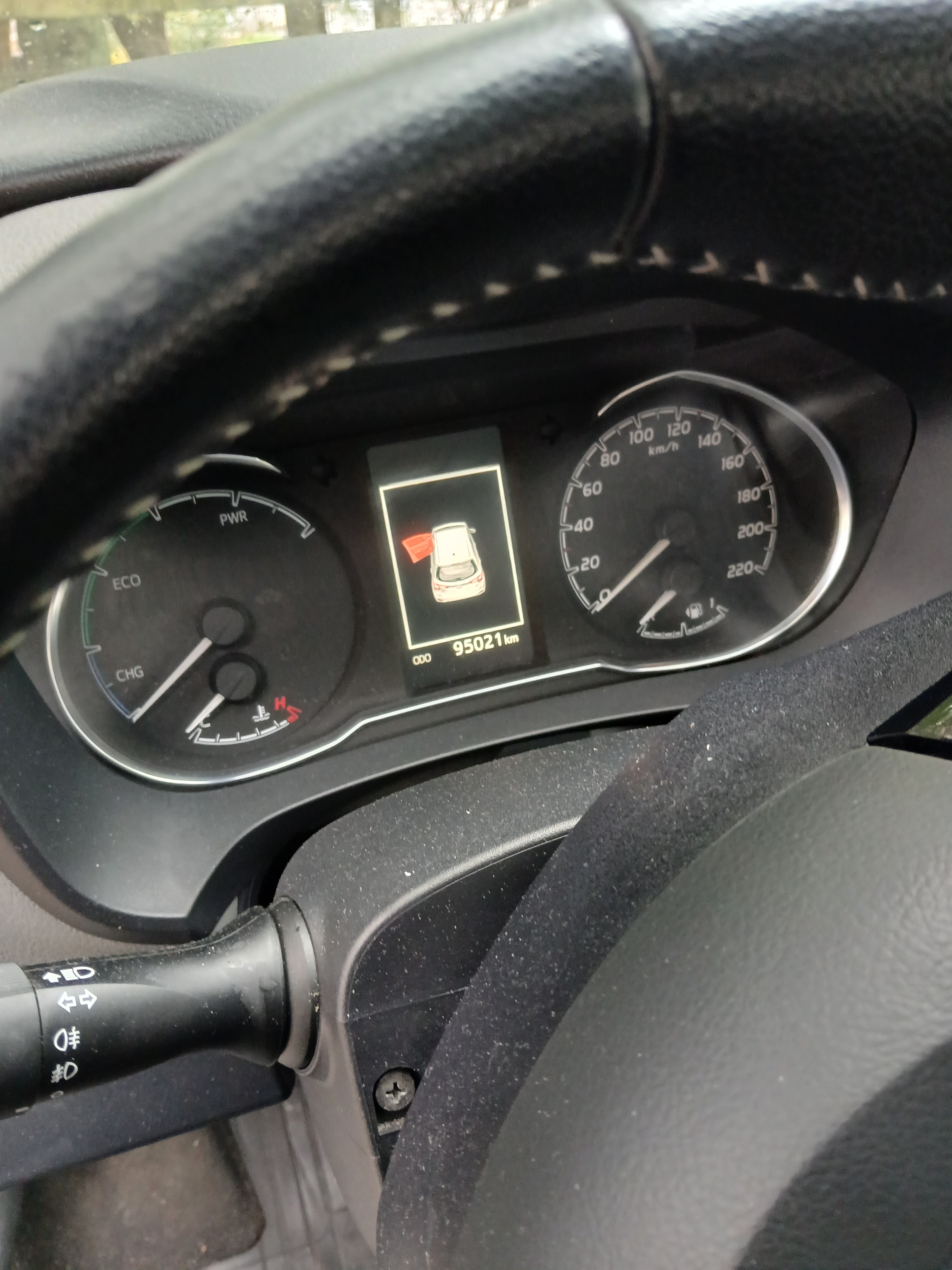 Toyota Yaris Hybrid e-CVT 2018, kuva 5/7