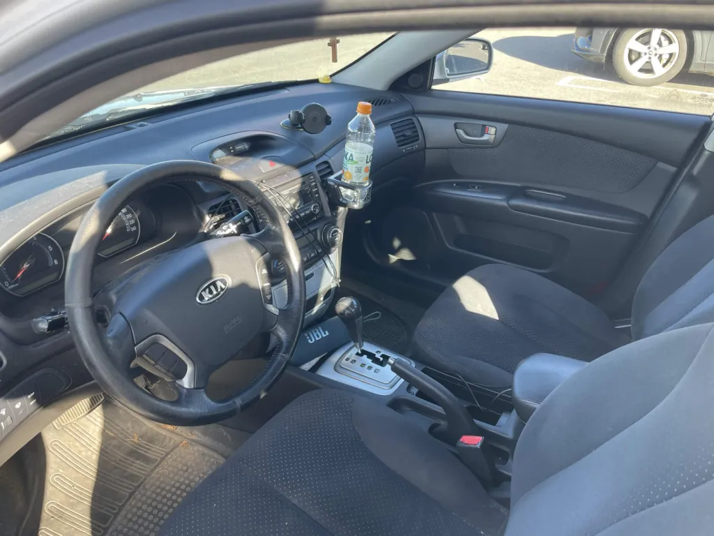 Kia Magentis 2.0 CRDi Automatisk 2008, bild 6/10