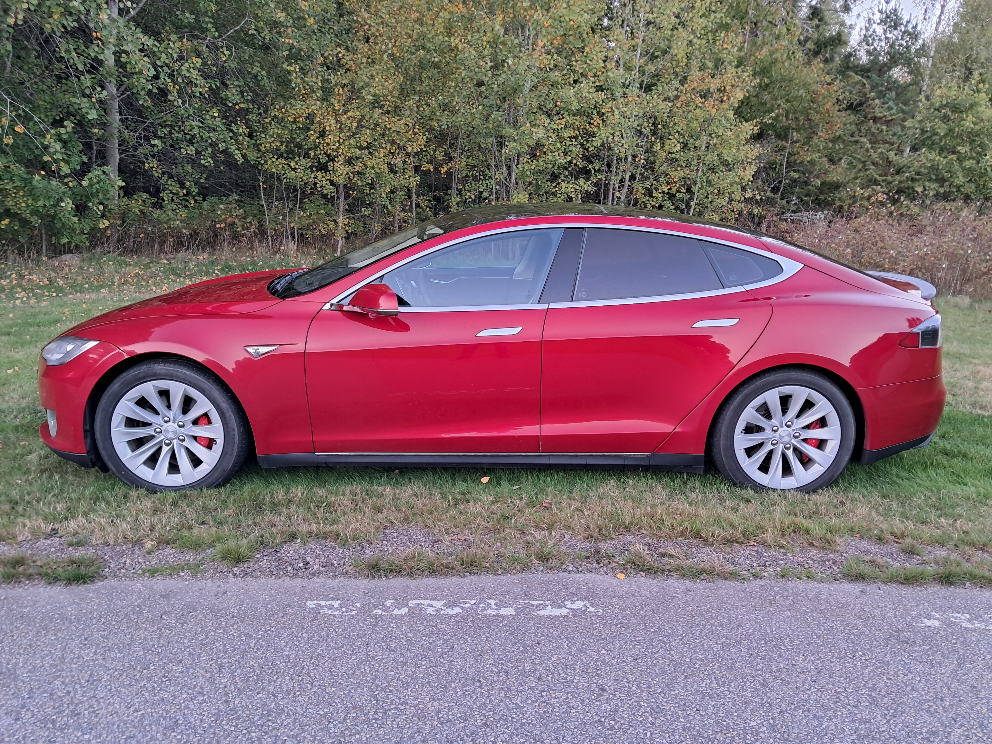 Tesla Model S P85 2014, bild 2/10