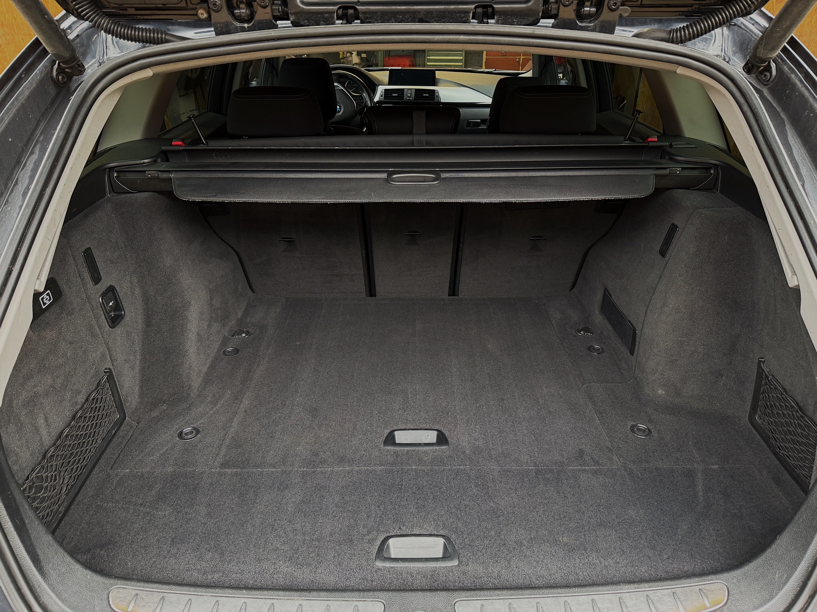 BMW 320 d xDrive Touring Steptronic 2016, photo 7/10
