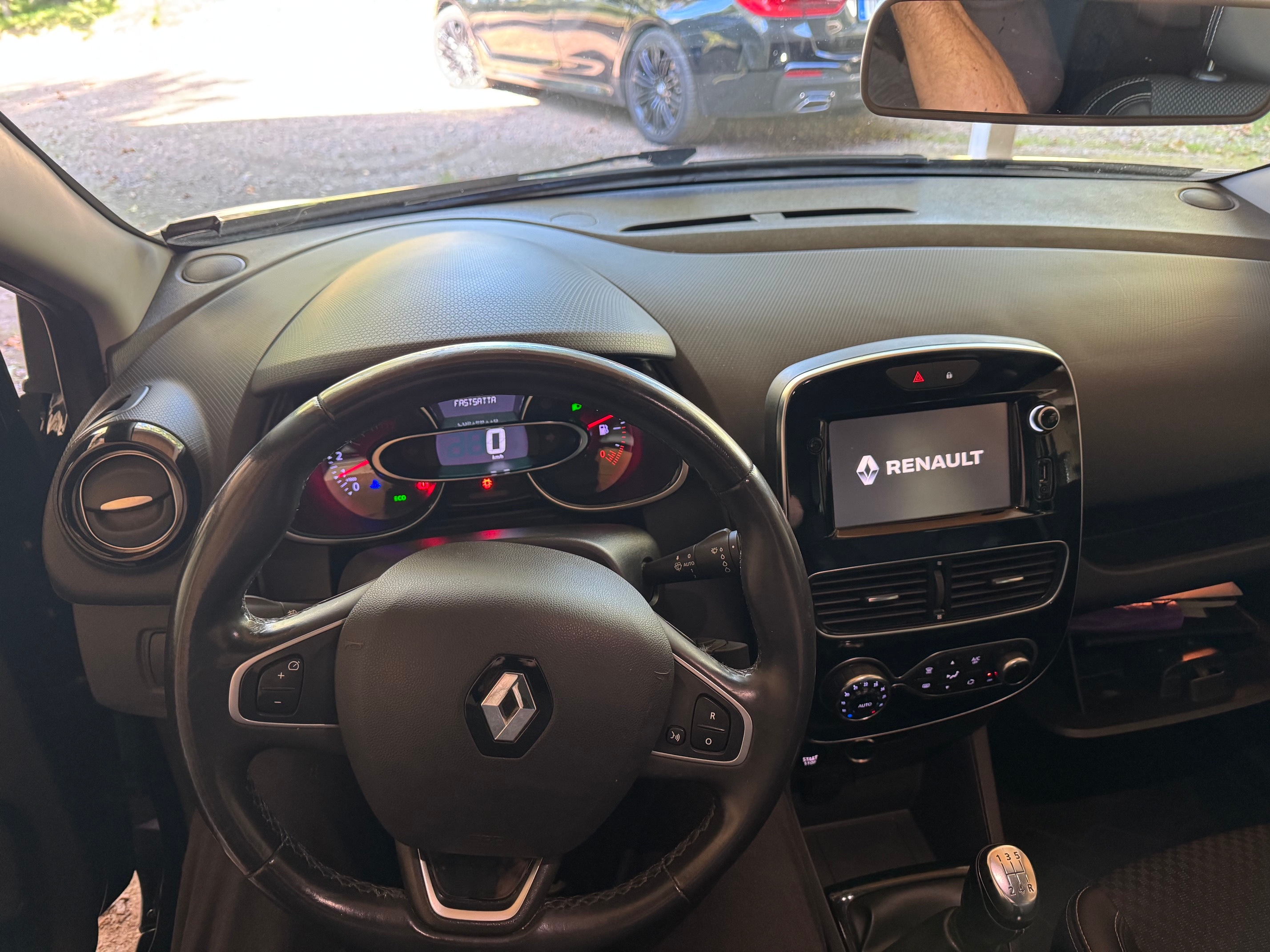 Renault Clio 0.9 TCe Manuell 2017, bild 3/10