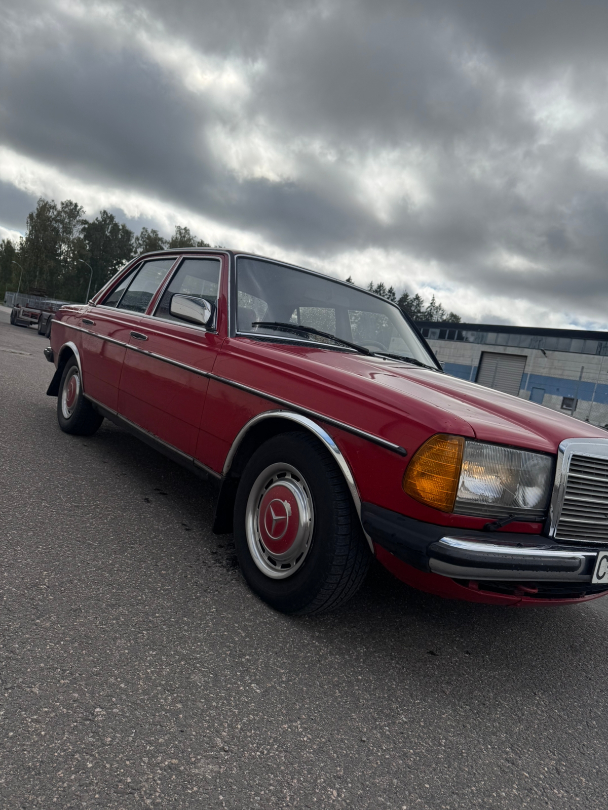 Mercedes-Benz 220