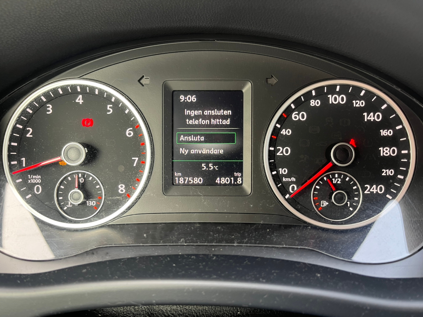 Volkswagen Tiguan 2015, bild 5/10