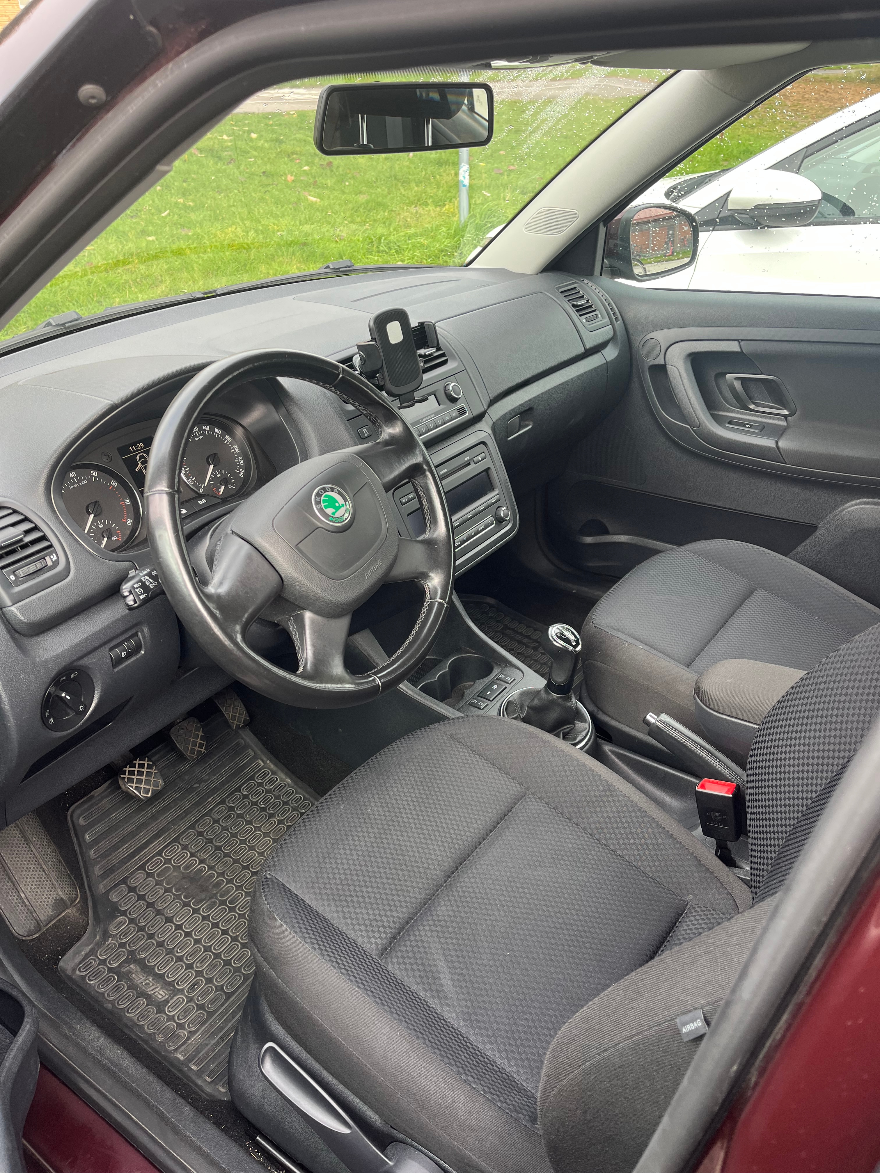 Skoda Fabia 1.2 TSI Manuell 2011, bild 5/10