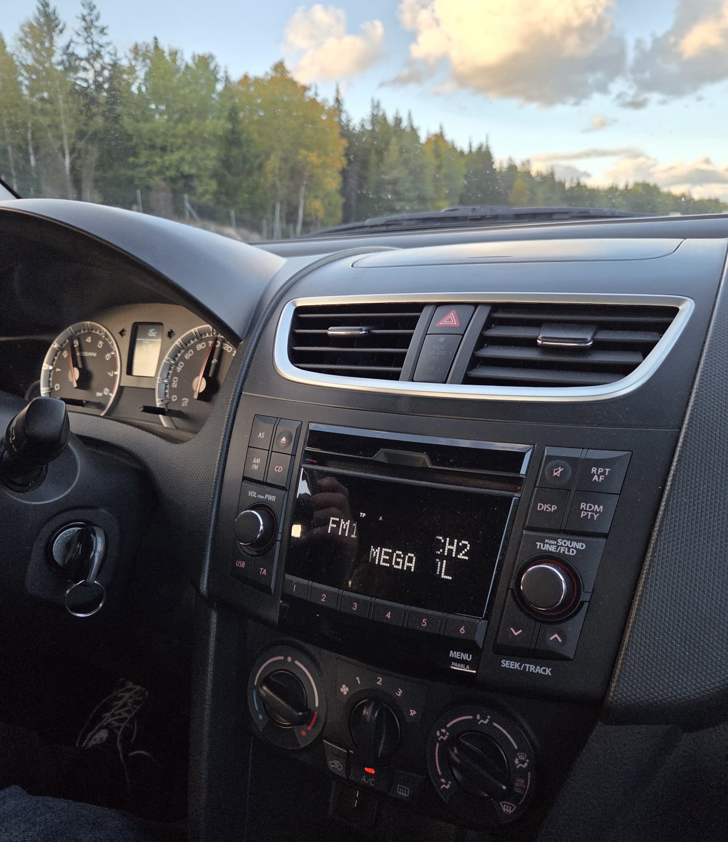 Suzuki Swift 2013, bild 6/9